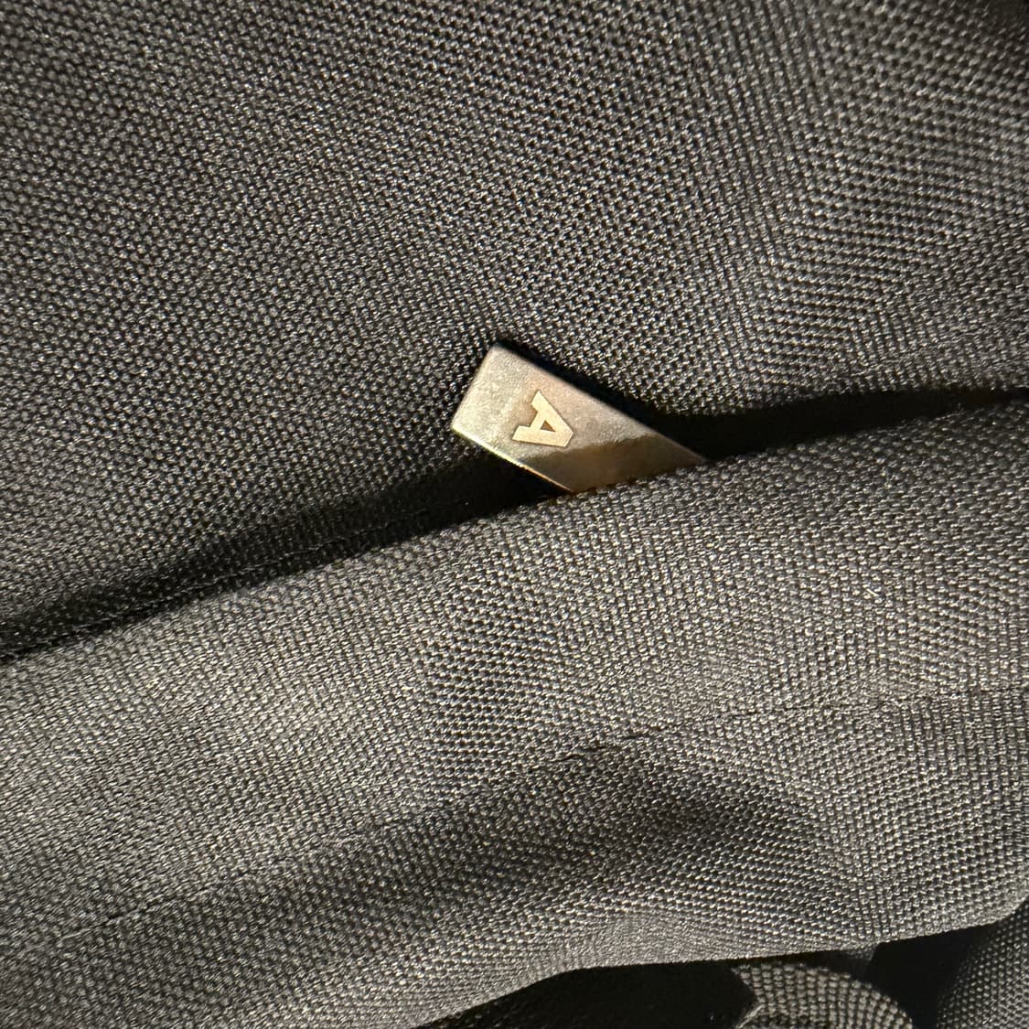 아더에러 오버사이즈 블랙 백팩 상품이미지6