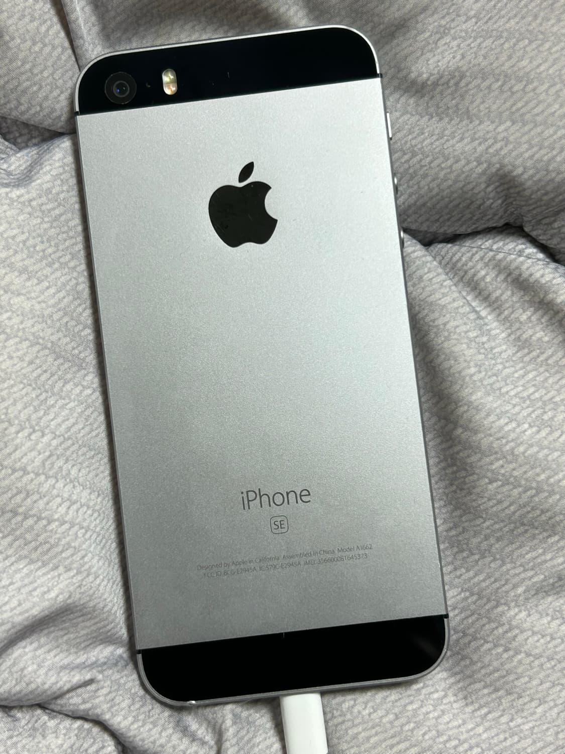 아이폰se1 스페이스그레이 32기가 상품이미지1