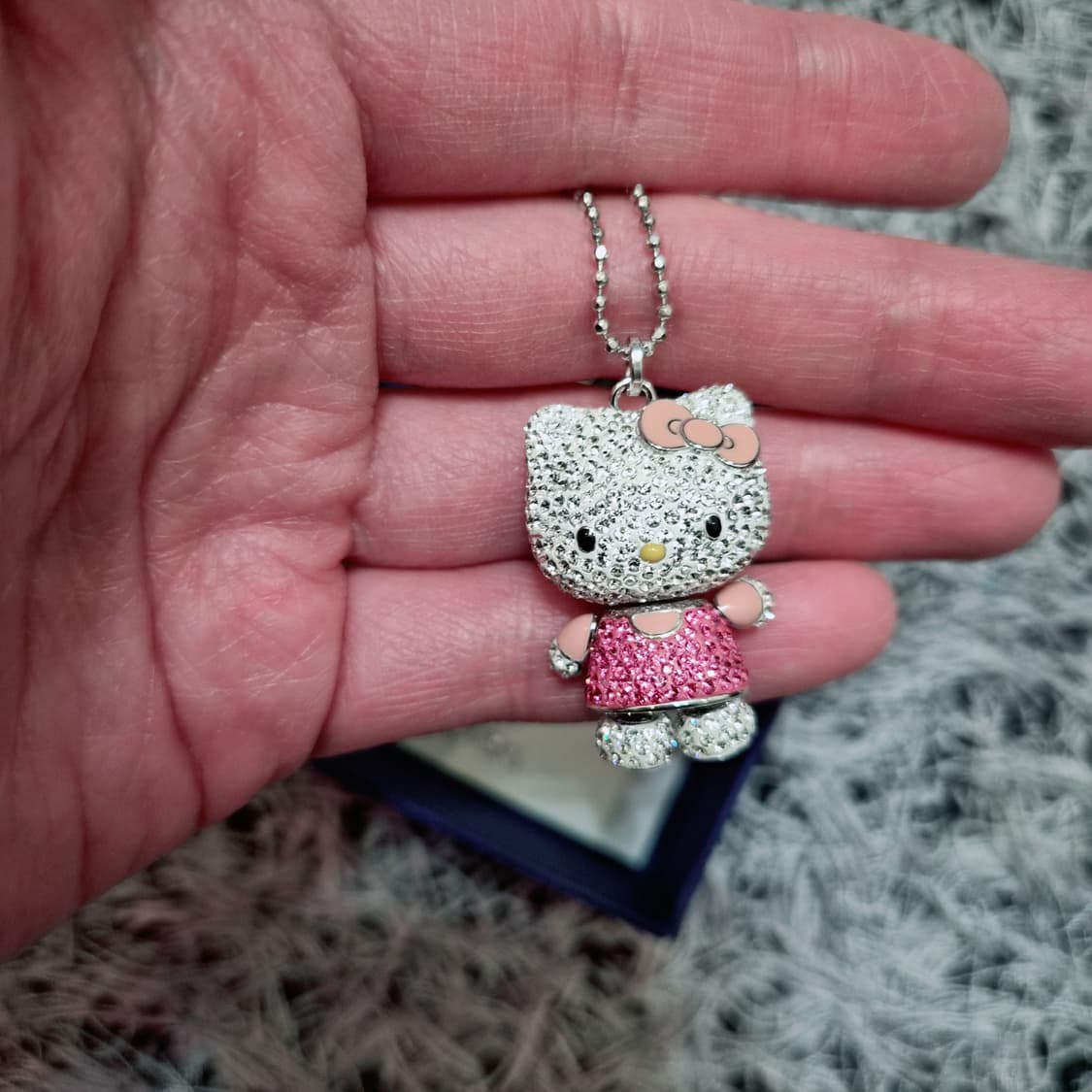 헬로키티 스와로브스키 한정판 목걸이 상품이미지4