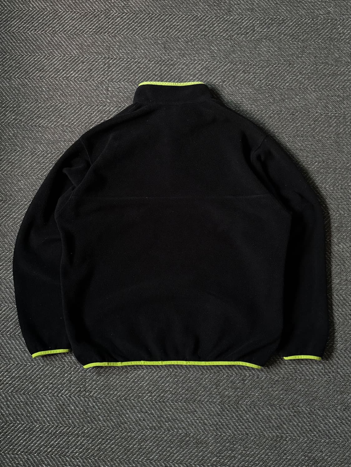 파타고니아 신칠라 블랙 네온 플리스 스냅티 (105-110) 상품이미지7