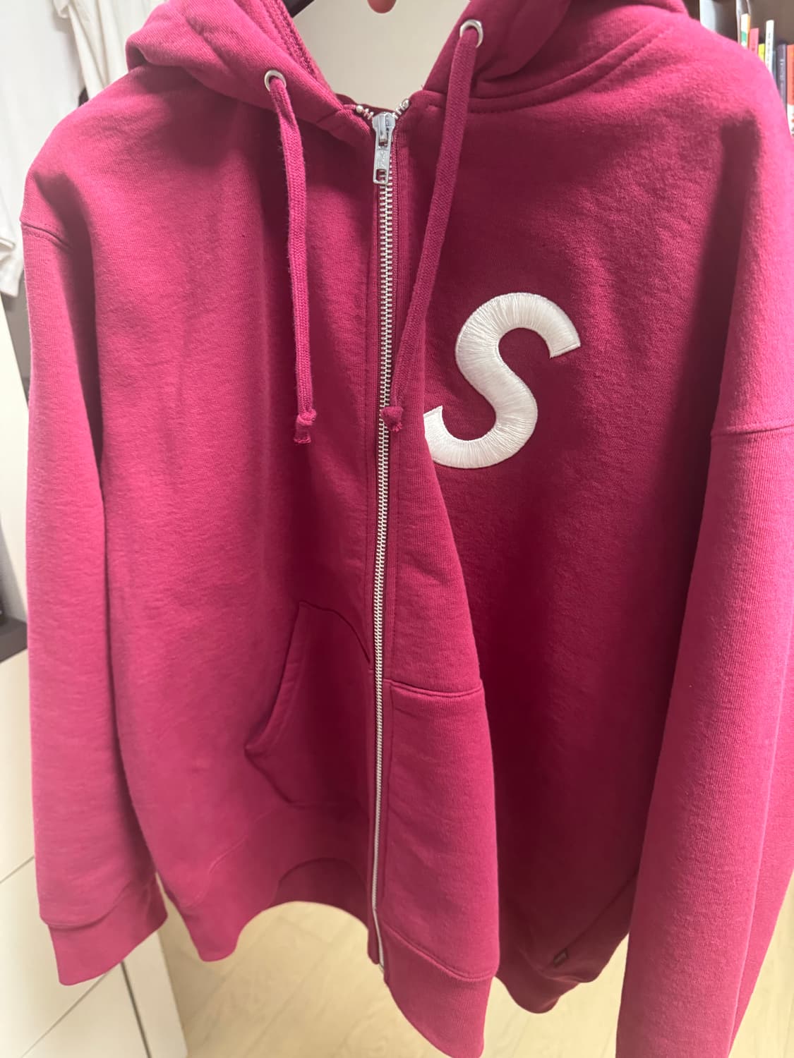 슈프림S로고 후드집업 라즈베리 상품이미지1