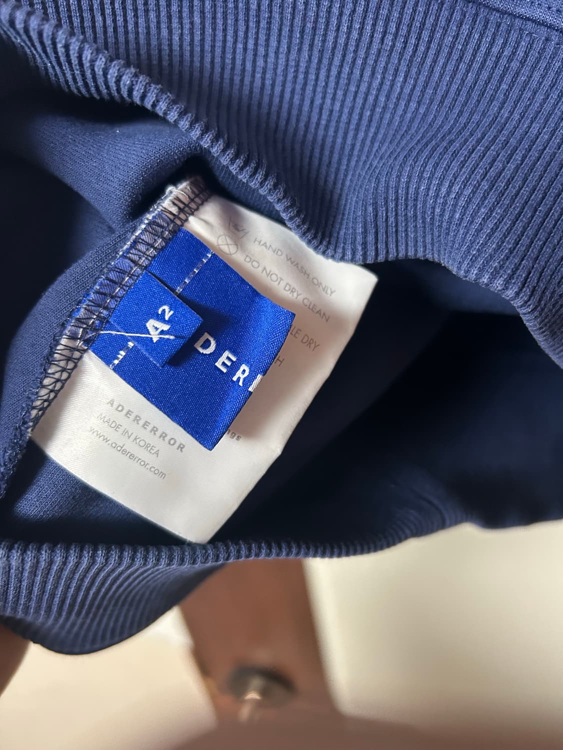 아더에러 베리프 맨투맨 a2 상품이미지3