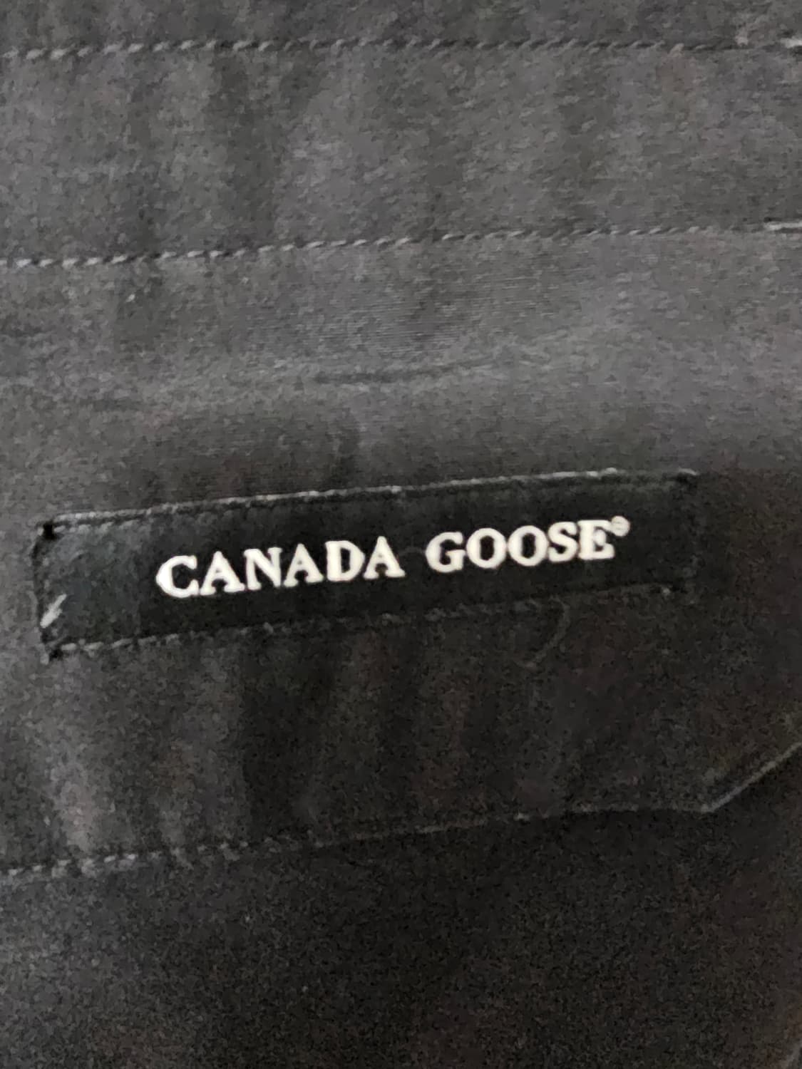 캐나다구스 익스페디션 다운 블랙(xs/55반/정품) 상품이미지8