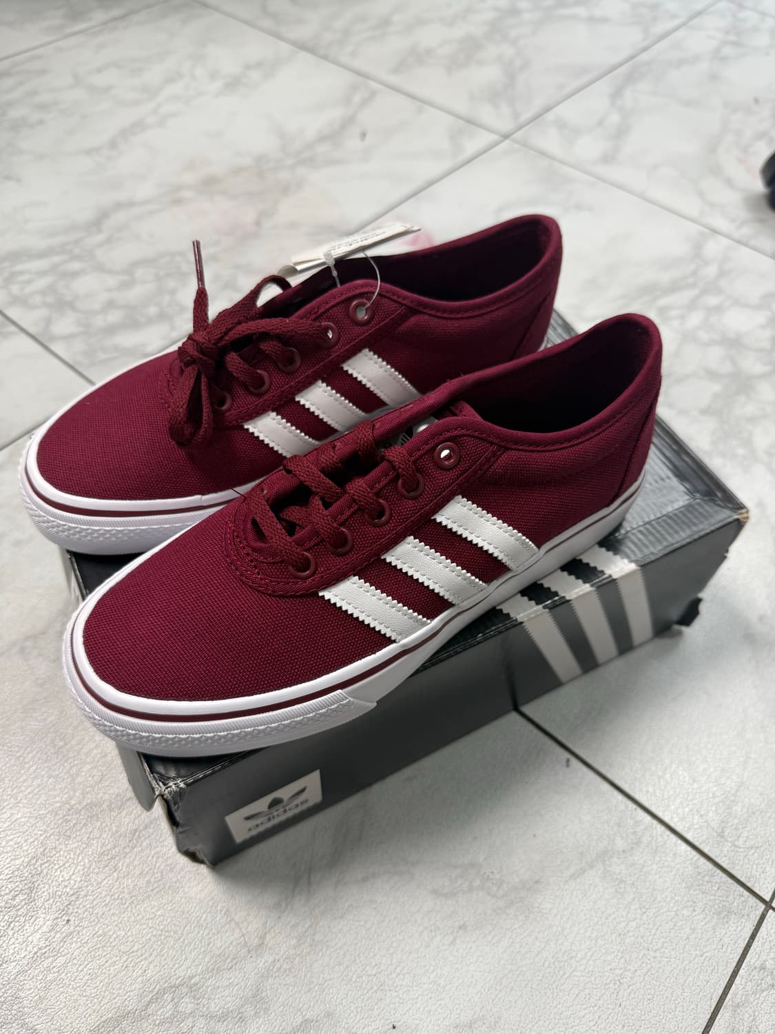 아디다스 오리지널 니짜 클래식 로우 스니커즈 240 상품이미지1