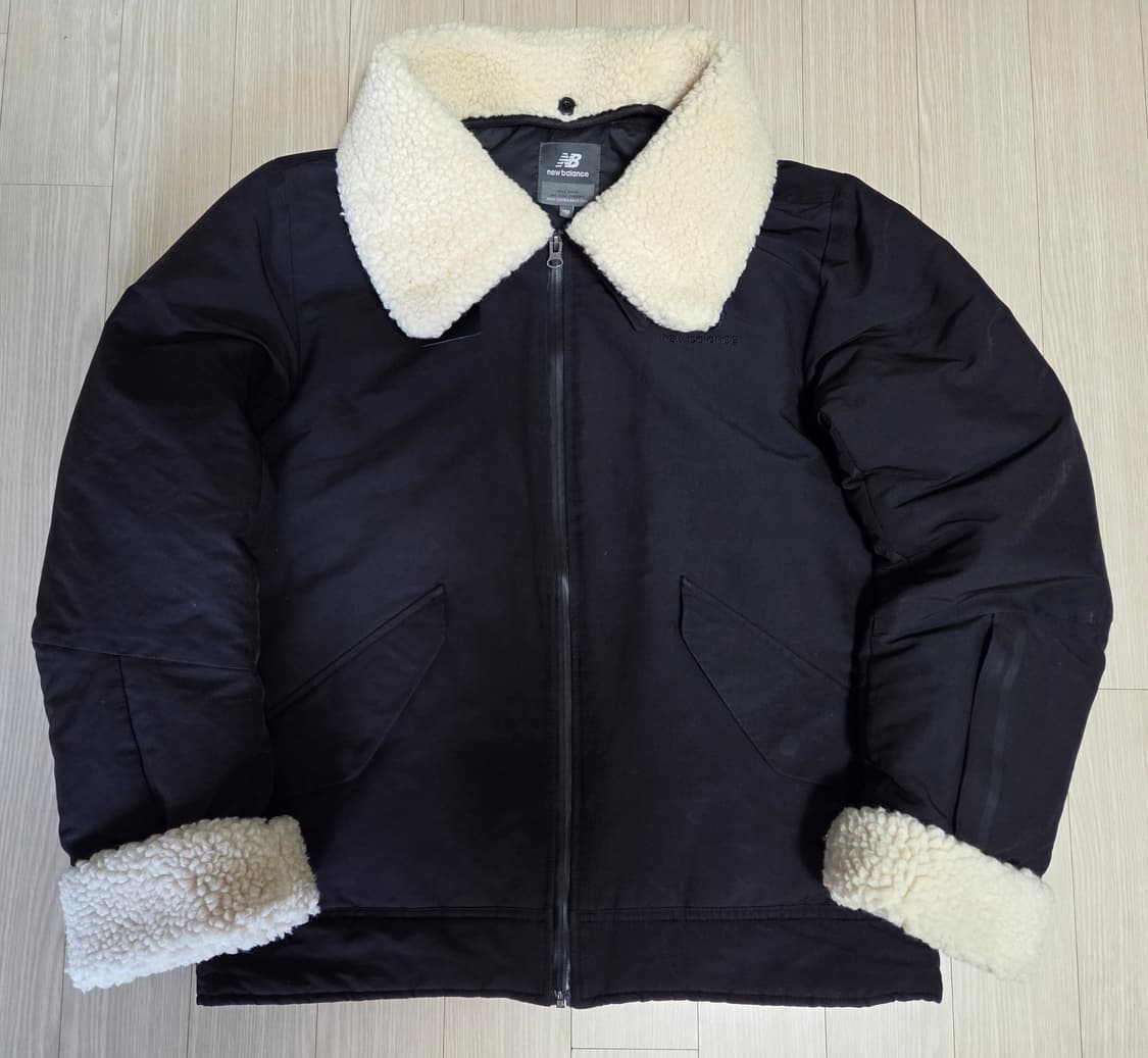 뉴발란스 다운 패딩 무스탕 상품이미지2