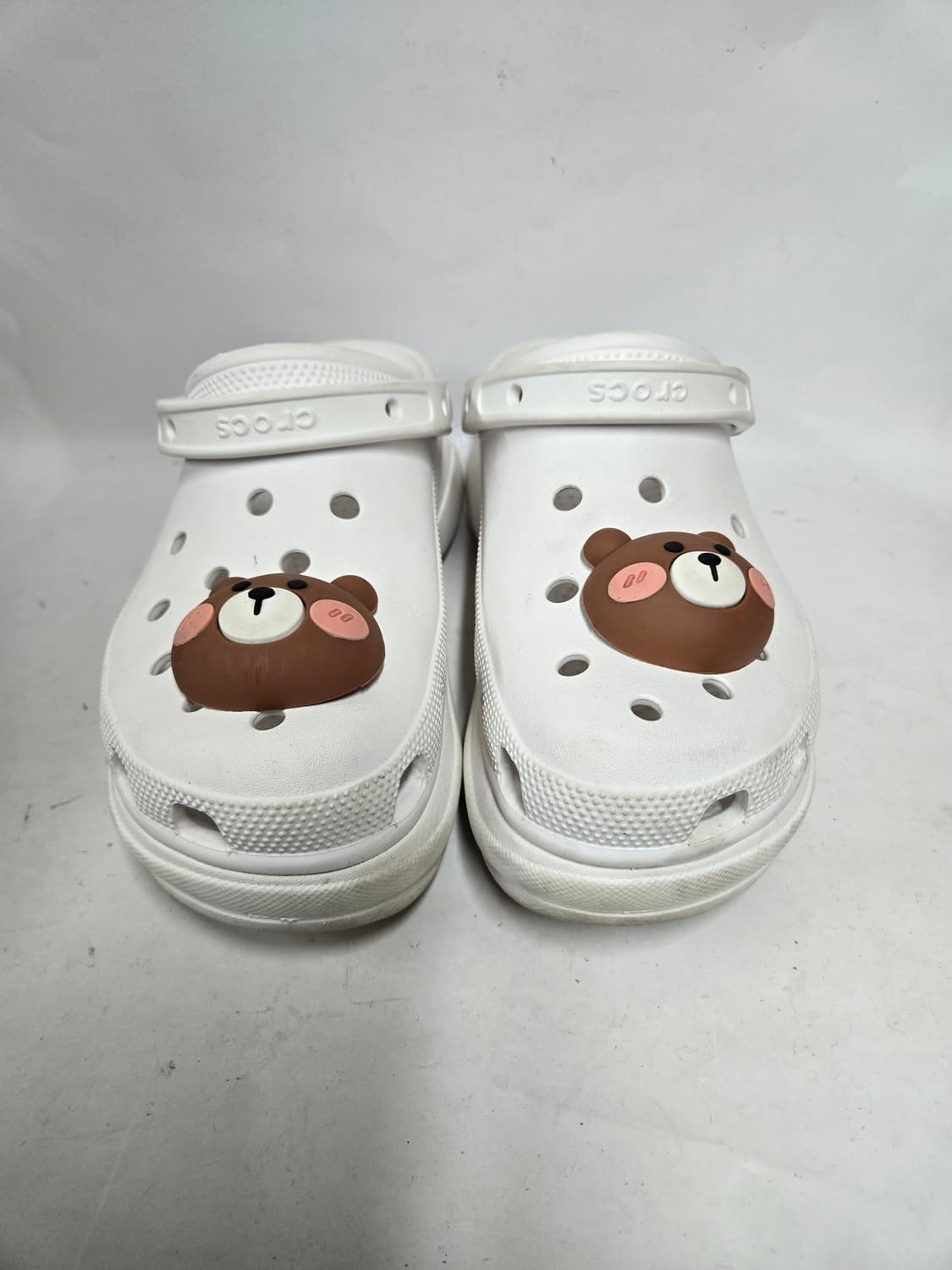 크록스 흰색 샌들 W9 곰돌이 지비츠 255~260 상품이미지2