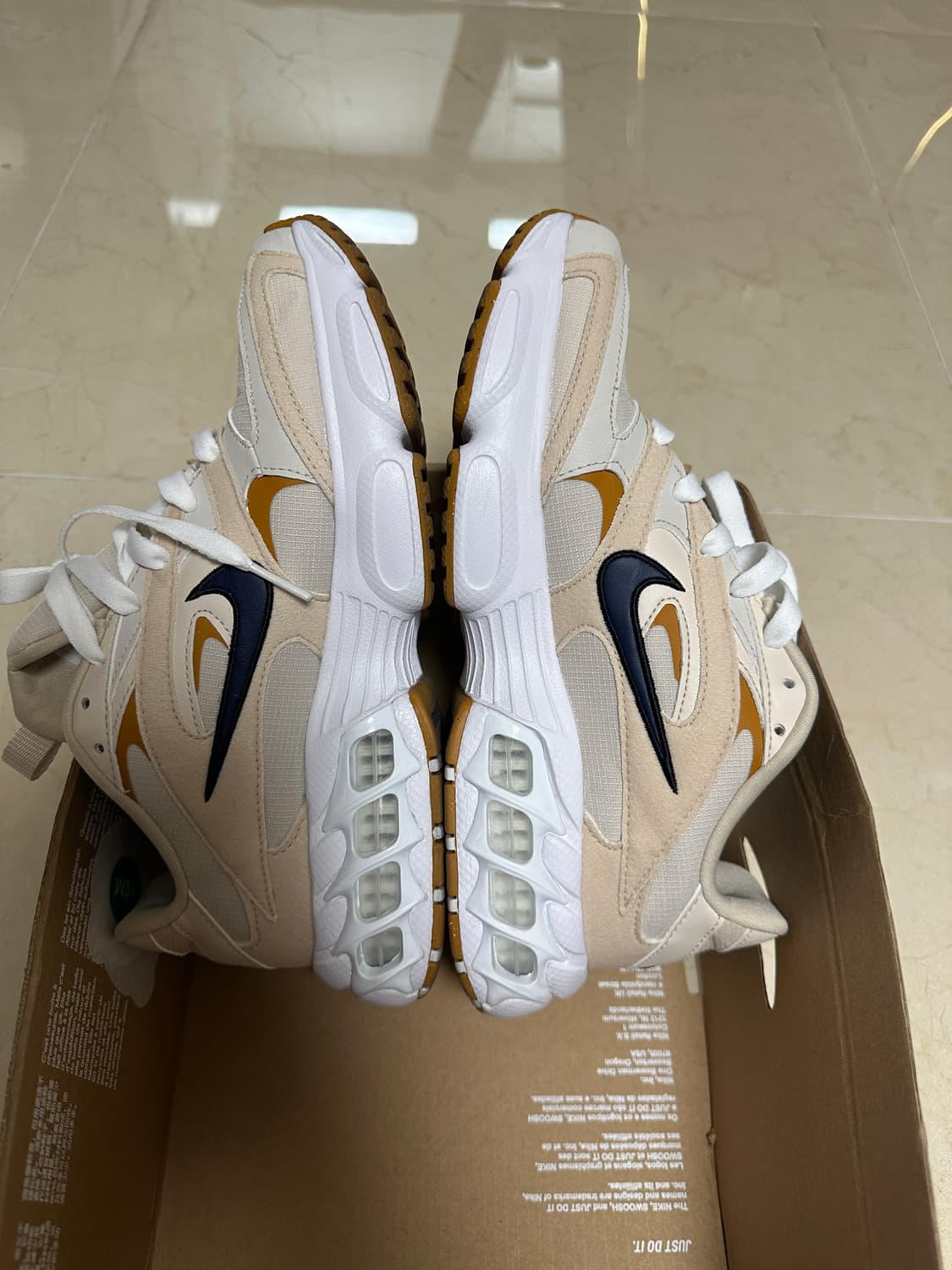 나이키 줌 에어 파이어 235 상품이미지4