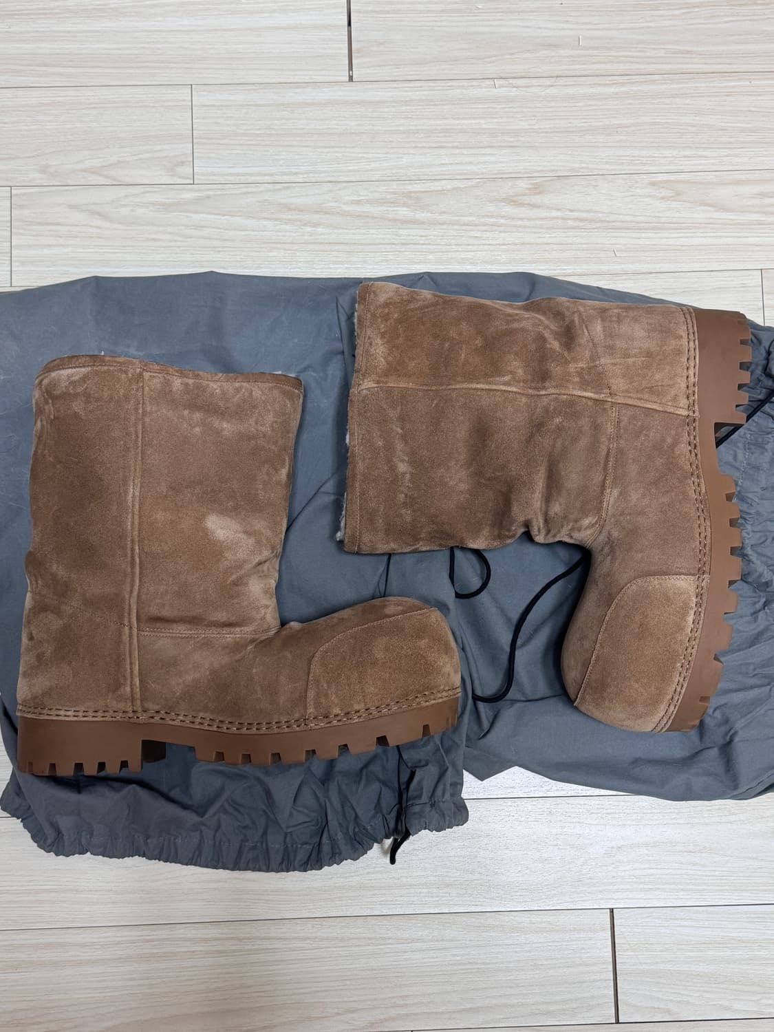 [44] 발렌시아가 알래스카 퍼 부츠 브라운 상품이미지3