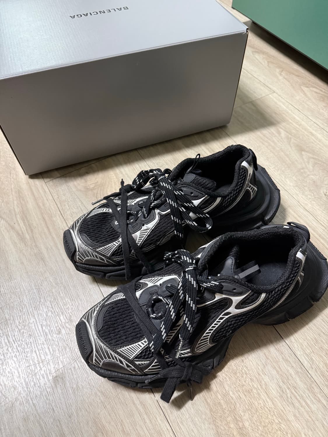 발렌시아가 3xl 43 상품이미지1