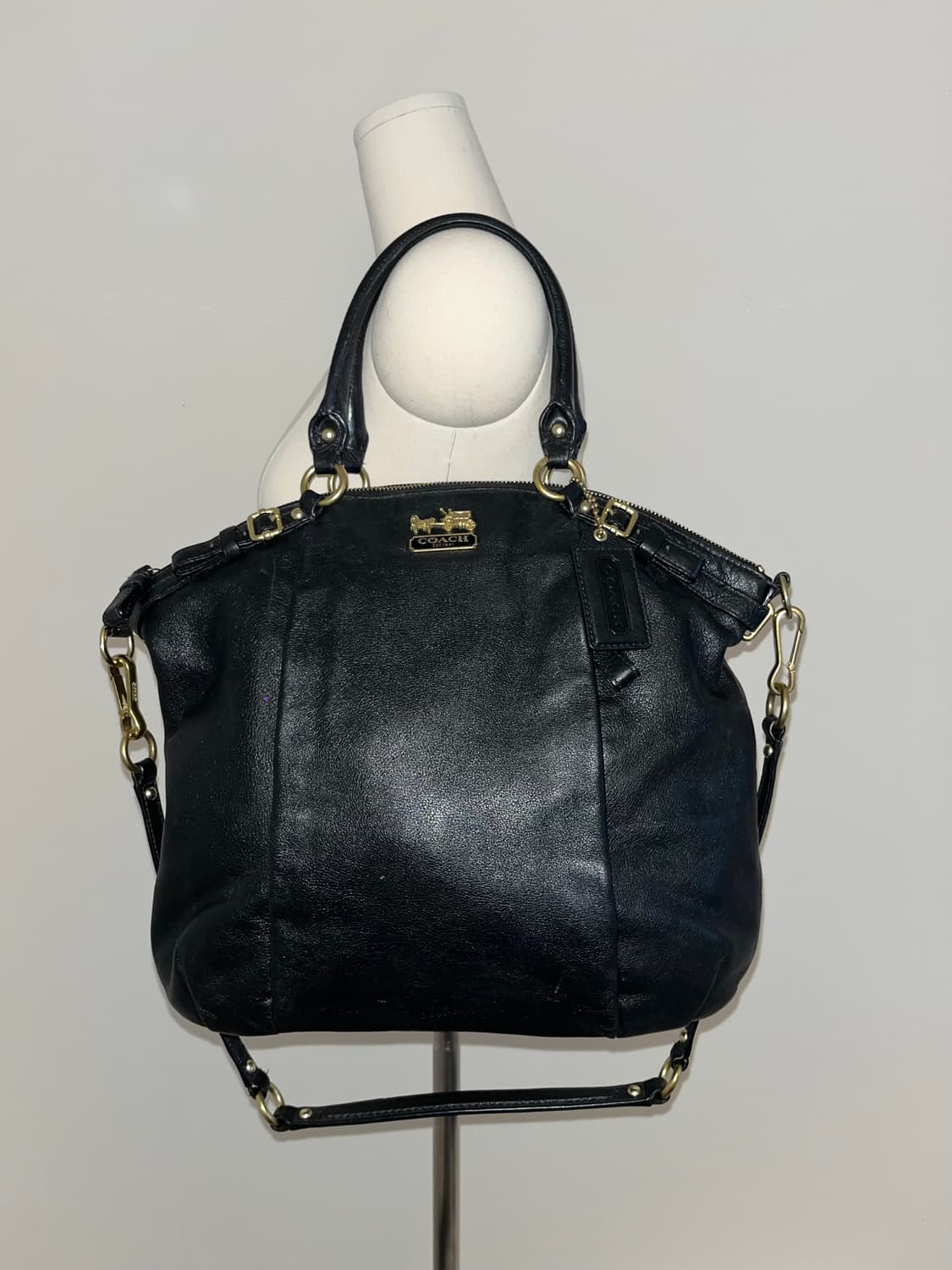 📦Coach All Black shoulder bag 상품이미지1