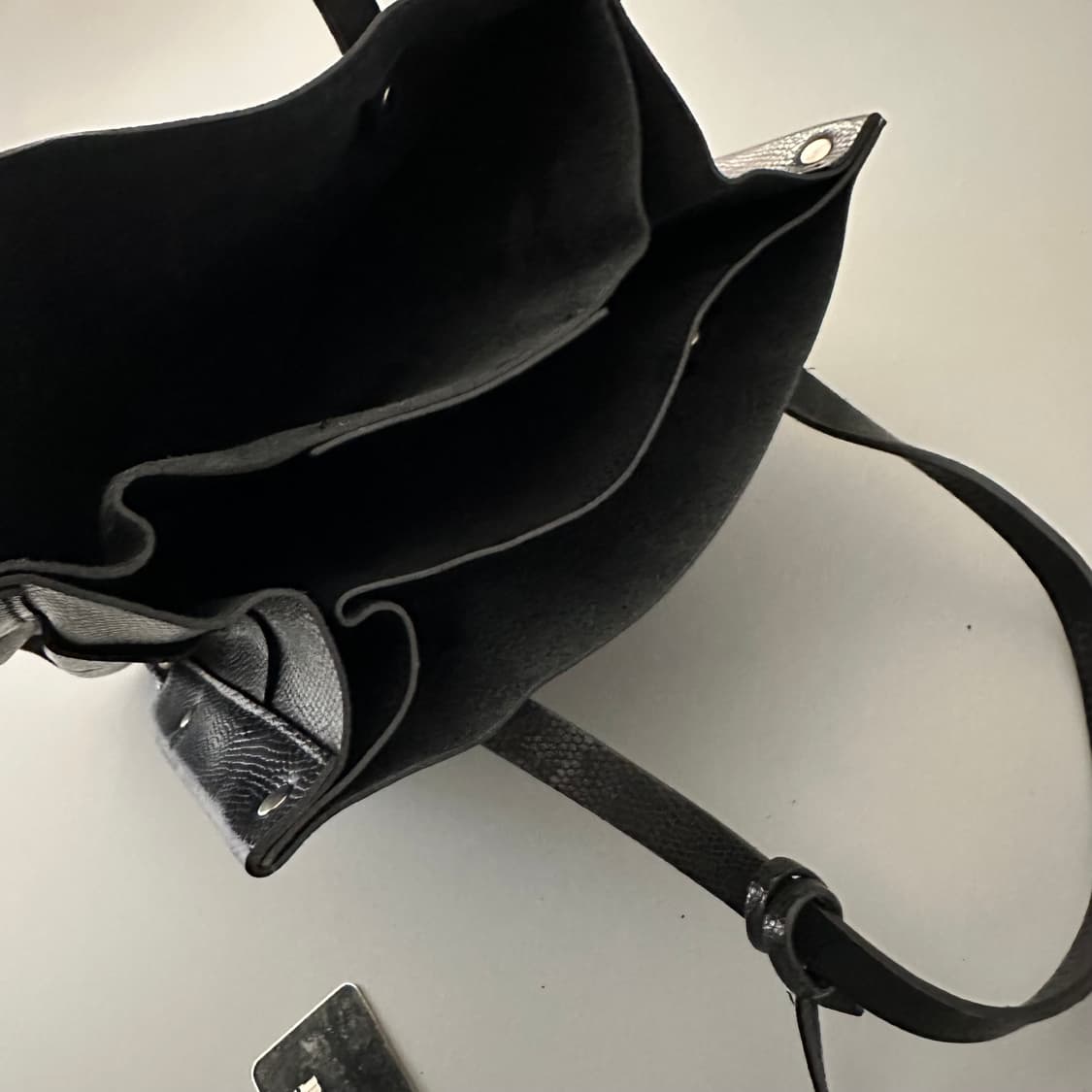 질샌더 jil sander navy 가죽 스몰 토트백 상품이미지3