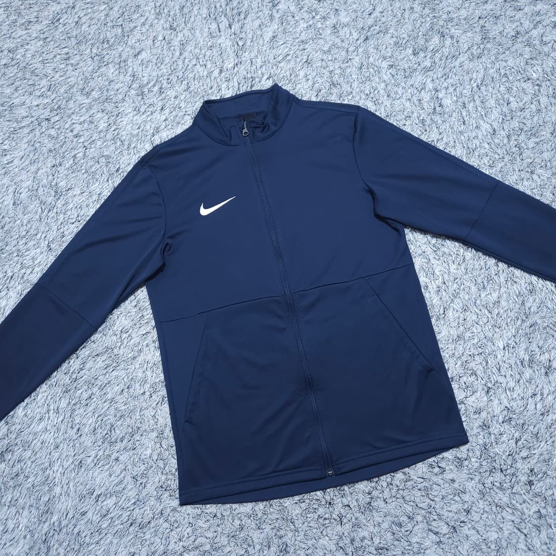나이키) M 남자 드라이핏 트레이닝상의 / 왕눈이샵 상품이미지2