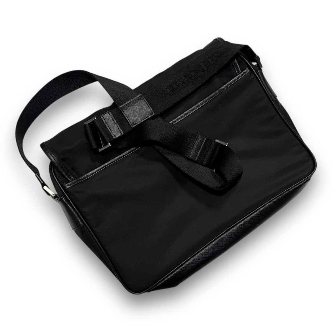 PRADA Re-NyIon Dark Classic Crossbag 상품이미지3