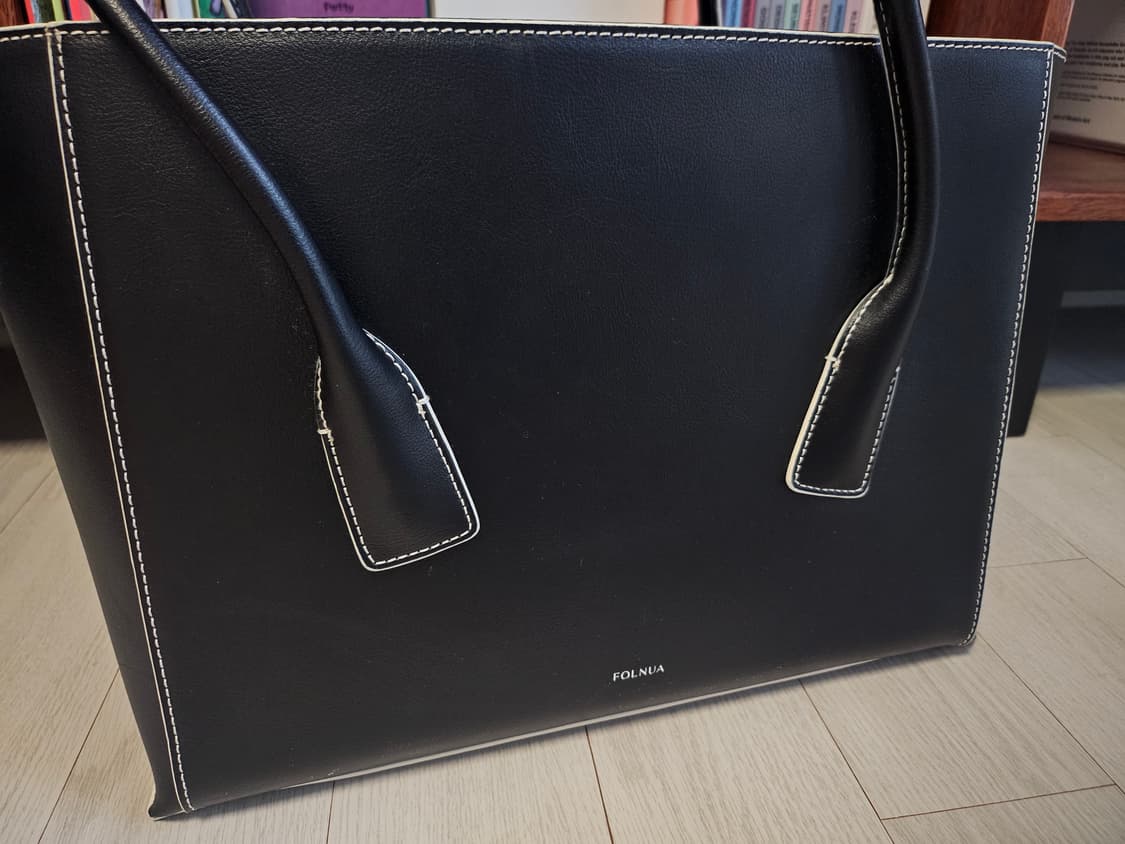 폴뉴아 블랙 스티치 바스켓백 새상품 상품이미지4