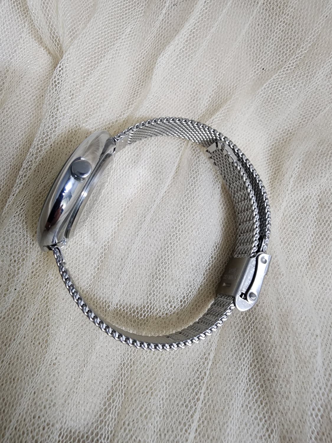 발렌티노루디 큐빅 여성시계 상품이미지2