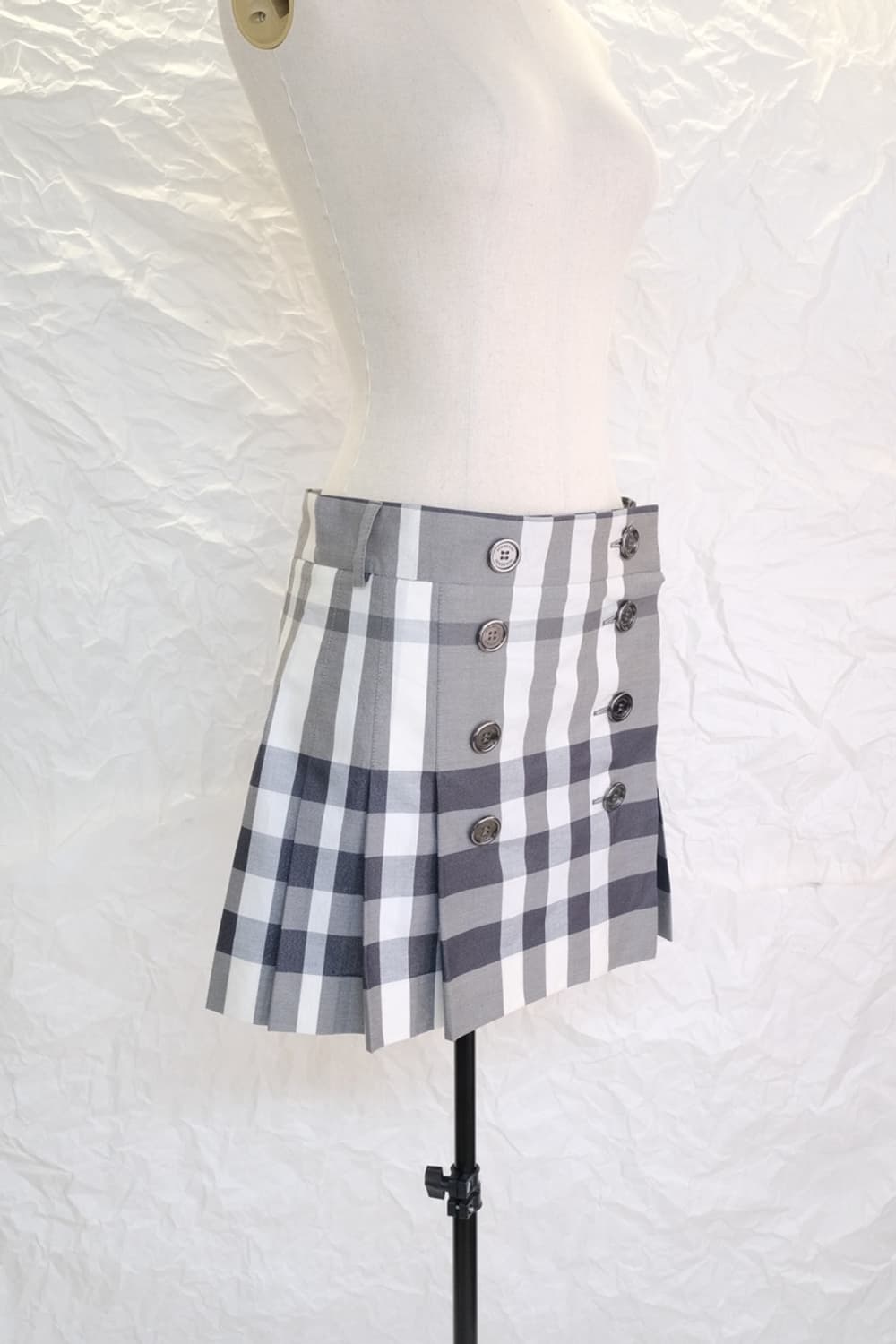 BURBERRY double button pleats wrap skirt 상품이미지6