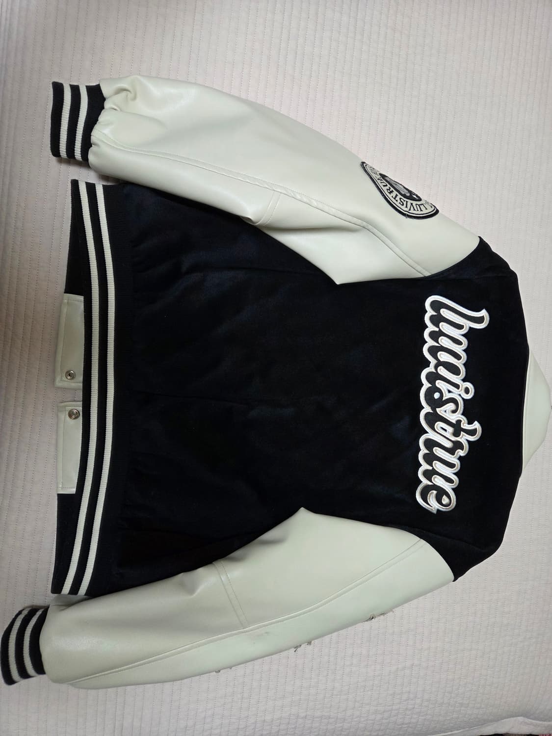 러브이즈트루 바시티 자켓 상품이미지2