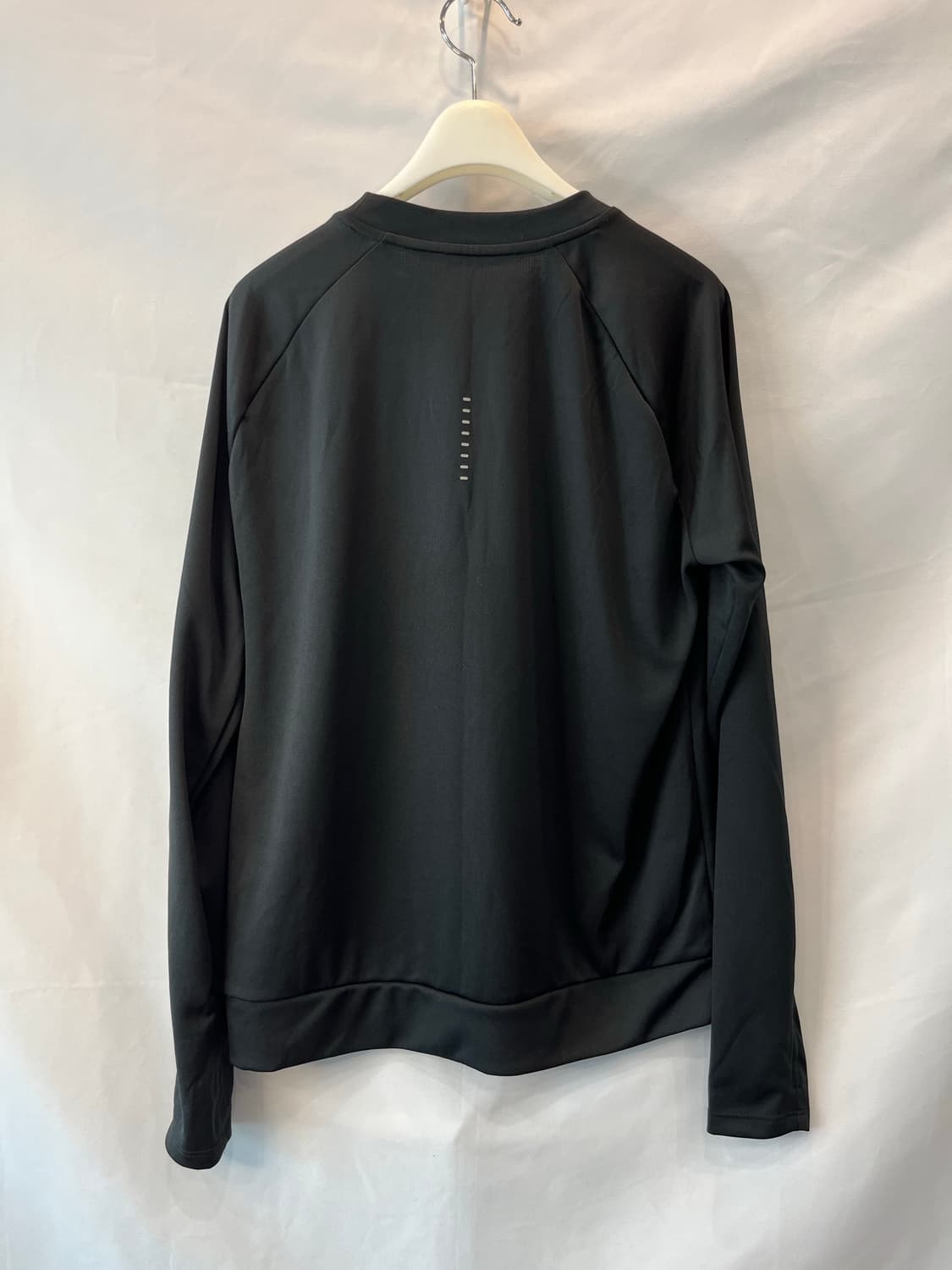 나이키 러닝 블랙 드라이핏 긴팔 티셔츠 M 상품이미지4