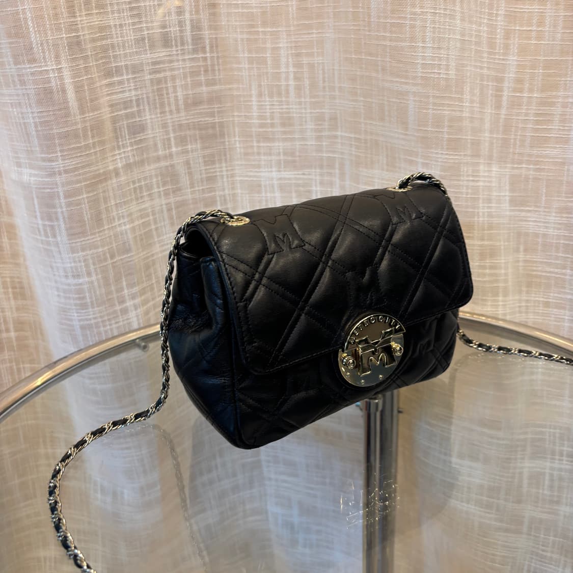 정품 메트로시티 퀄팅 크로스백     상품이미지4