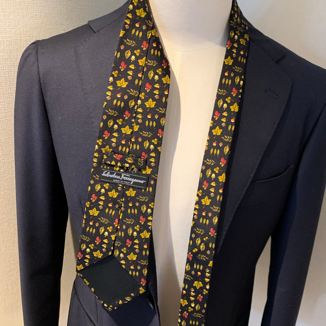 살바토레 페레가모 블랙 새상품급 명품 100실크 넥타이 상품이미지2