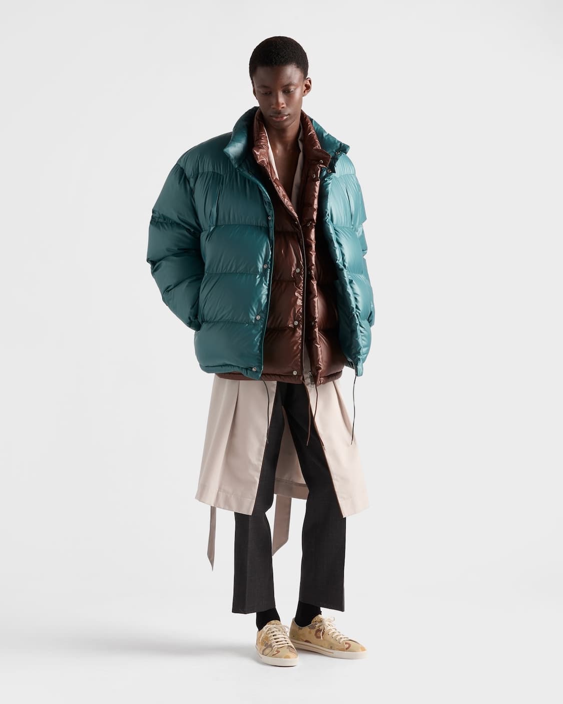 (새제품) 프라다 PRADA 리나일론 다운 베스트 M 상품이미지5