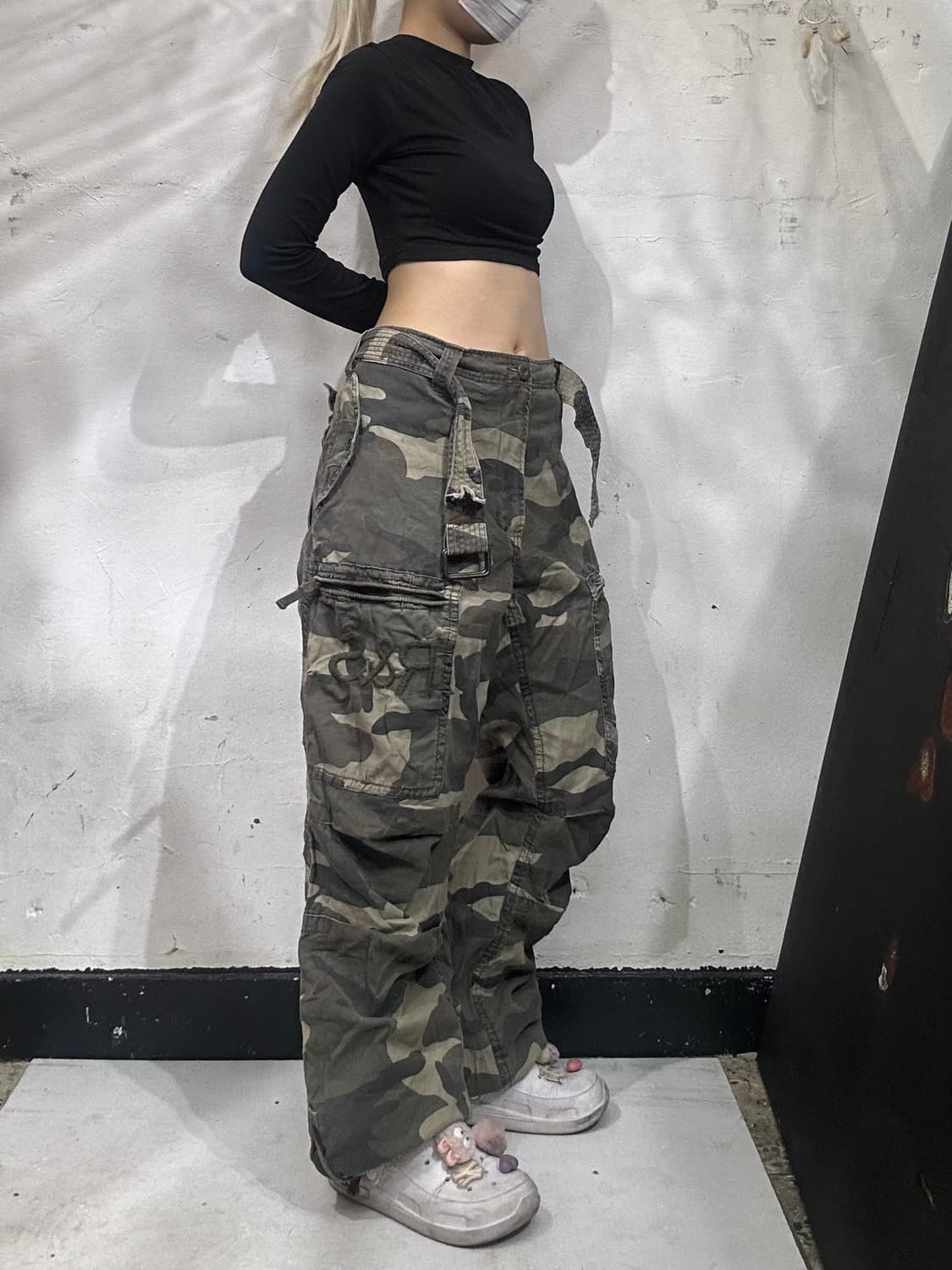 90s 링스펀 빈티지 벨트 와이드 포켓 디테일 프린팅 밀리터리 카모 팬츠 상품이미지1
