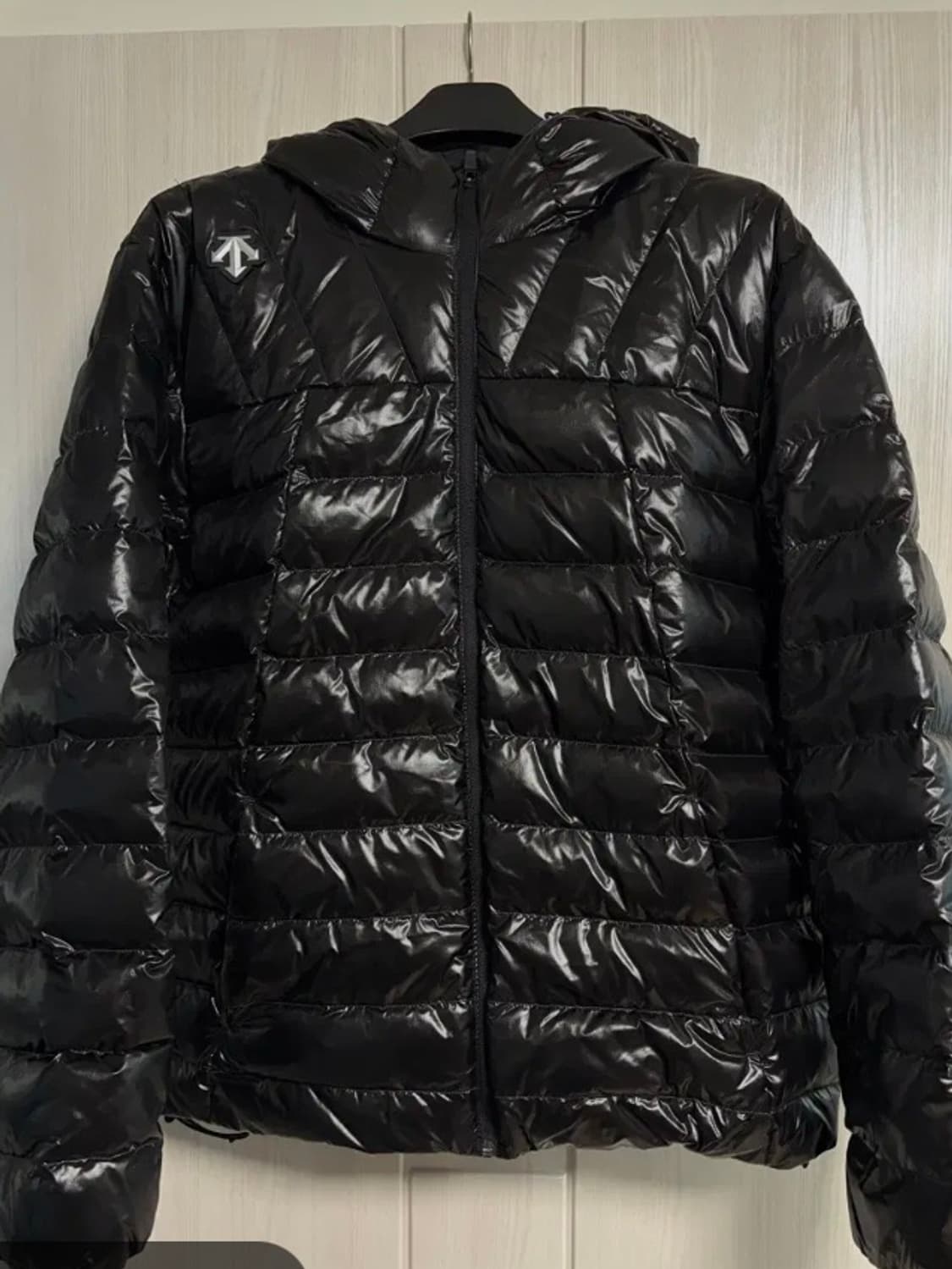 데상트 경량 패딩 팔아요 m 95 상품이미지2