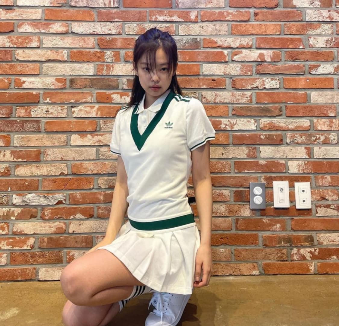 아디다스 우먼스 블랙핑크 제니 테니스 브이넥 골프 원피스 상품이미지4