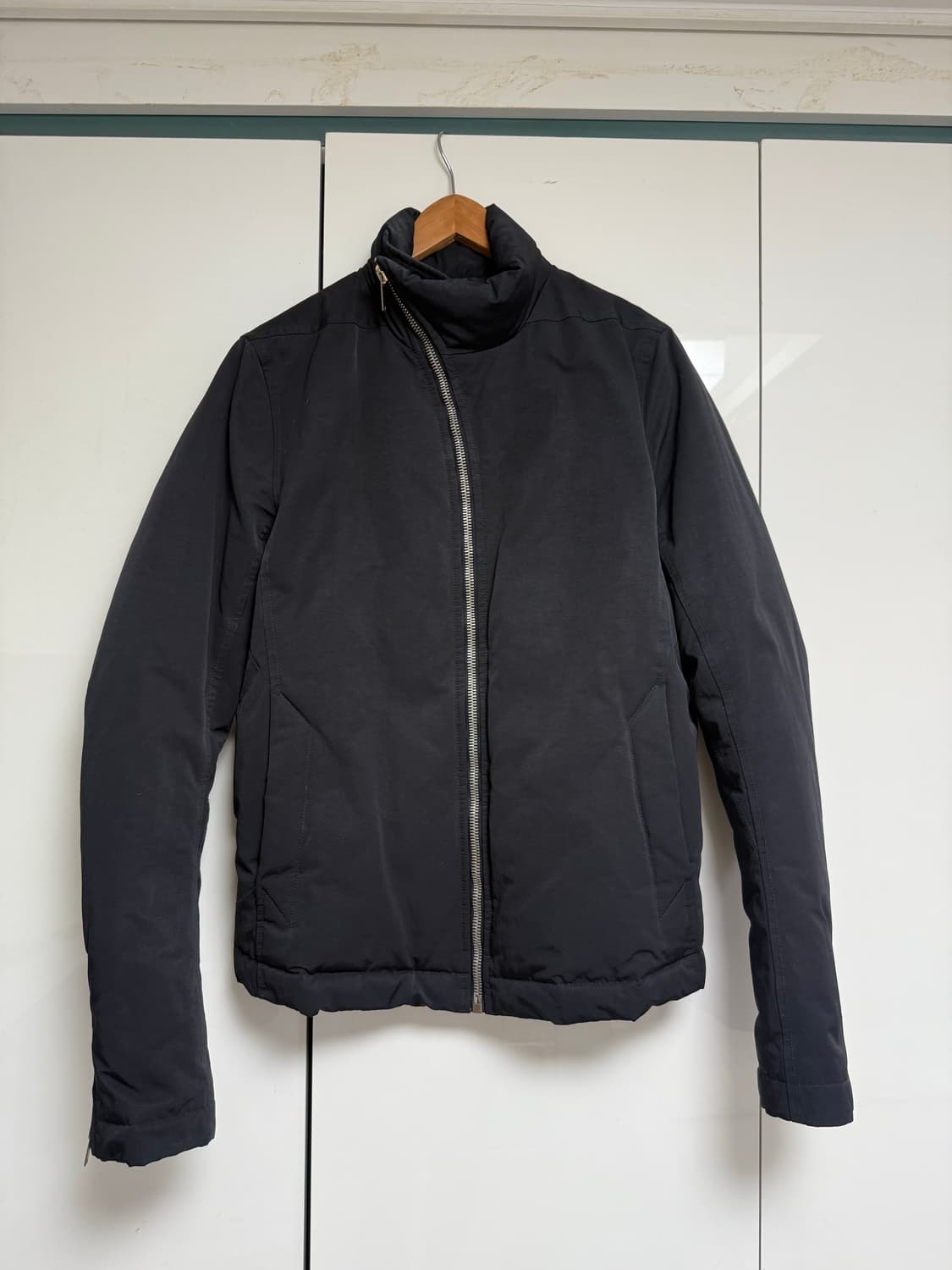 릭오웬스 몰리노 사선 패딩 팝니다. 상품이미지1