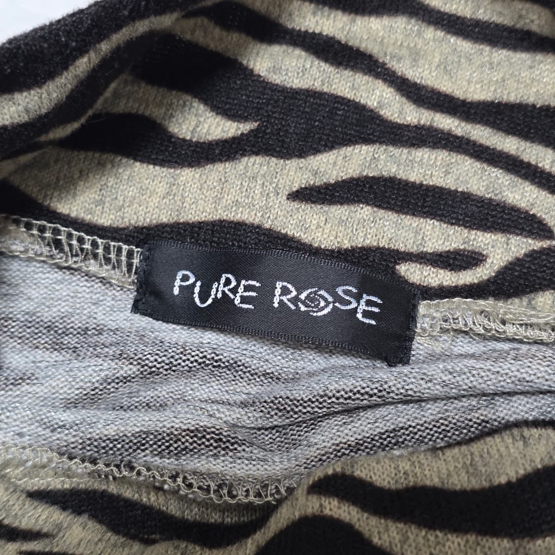 지브라 a라인 터틀넥 롱슬리브긴팔니트 상품이미지5