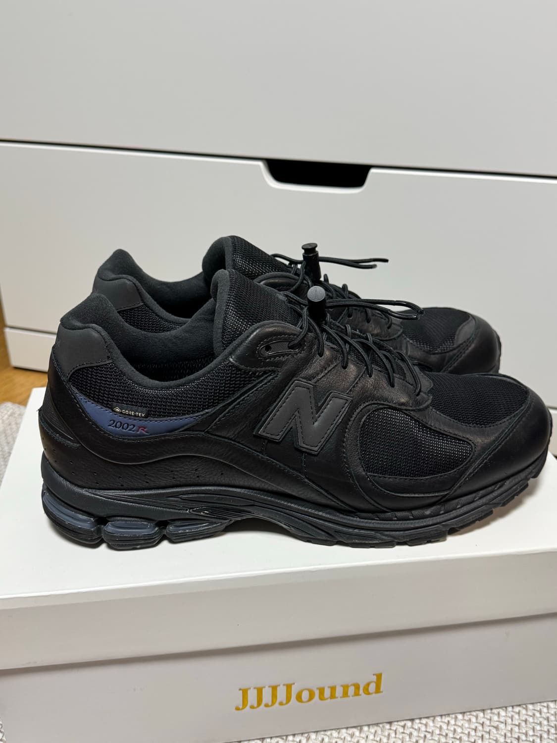 [300]뉴발란스XJJJ자운드 2002R 레더 고어텍스 블랙 스톰 상품이미지4