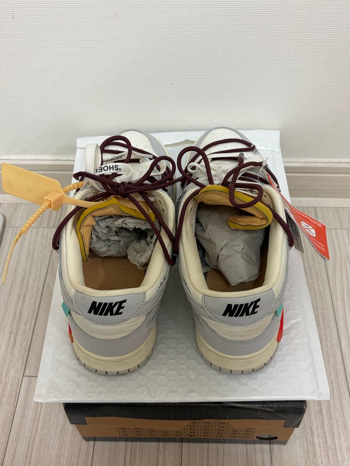 [265] 나이키 x 오프화이트 덩크 로우 더 50 - 로트 46 상품이미지3
