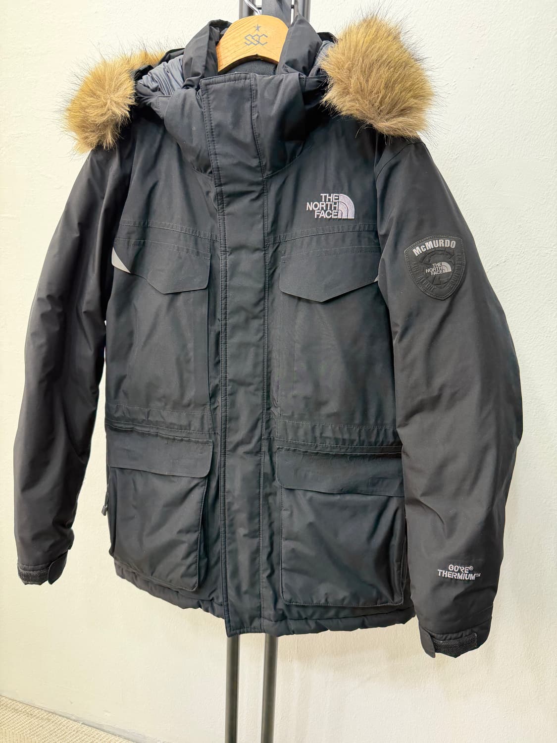 정품) 노스페이스 맥머도 여성 검정 구스패딩 S 상품이미지3