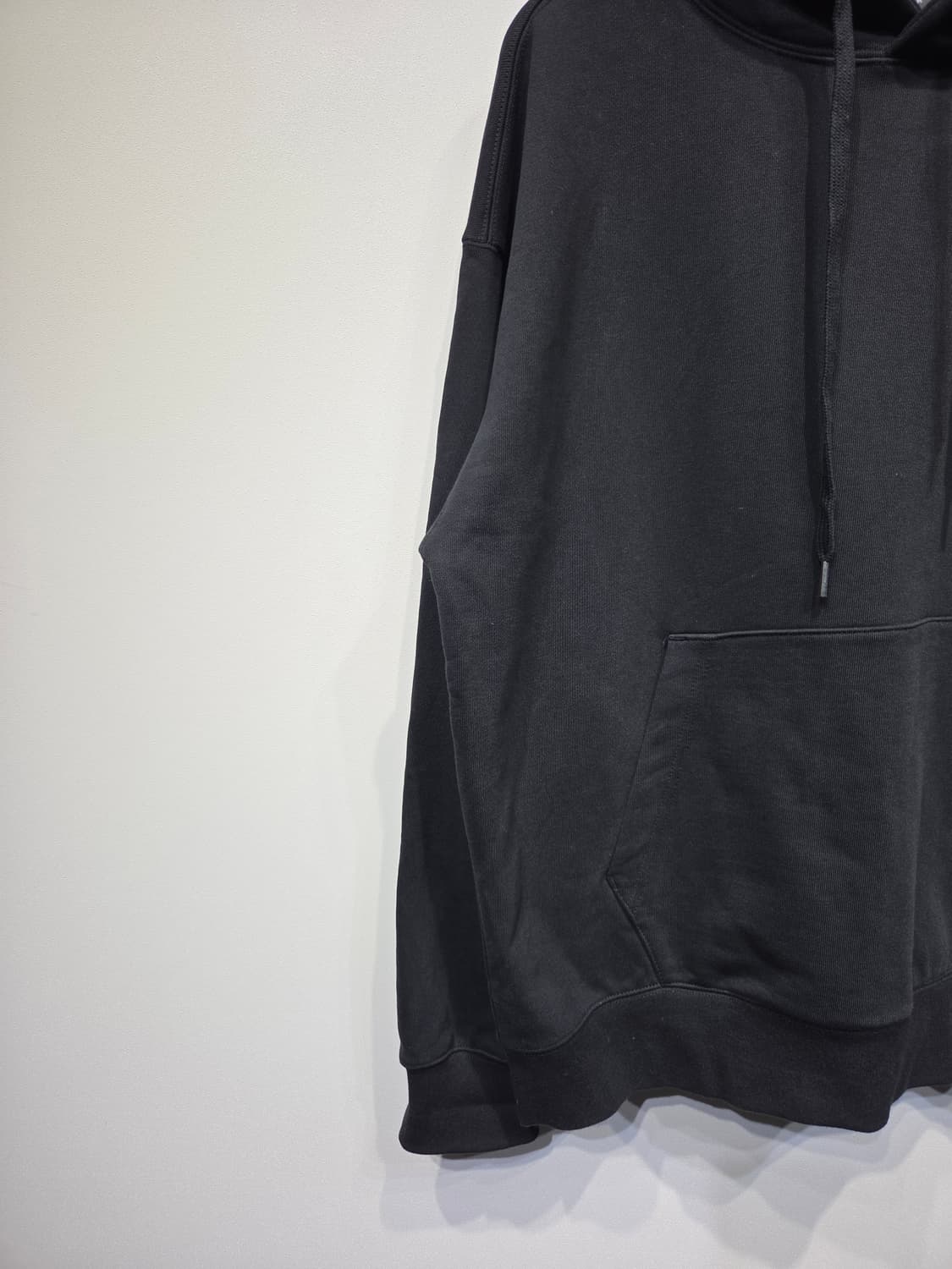 MELANGE MASTER(멜란지 마스터) 블랙 스웨트 후드티 상품이미지4