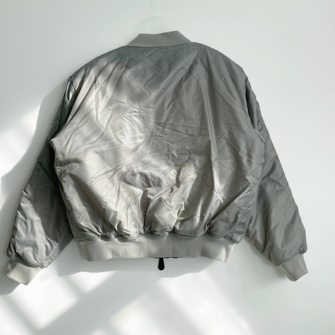 D2 언아웃핏(Anoutfit) 유니섹스 오버핏 MA-1 항공 점퍼 L사 상품이미지3