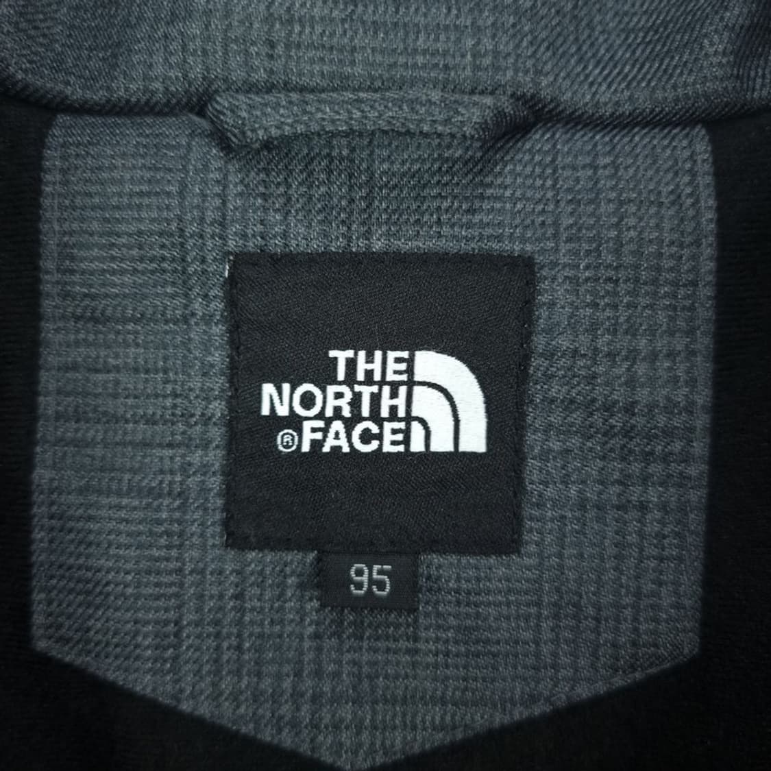 [노스페이스] 로고 자수 체크 패턴 후드 바람막이 자켓 M18751 상품이미지9