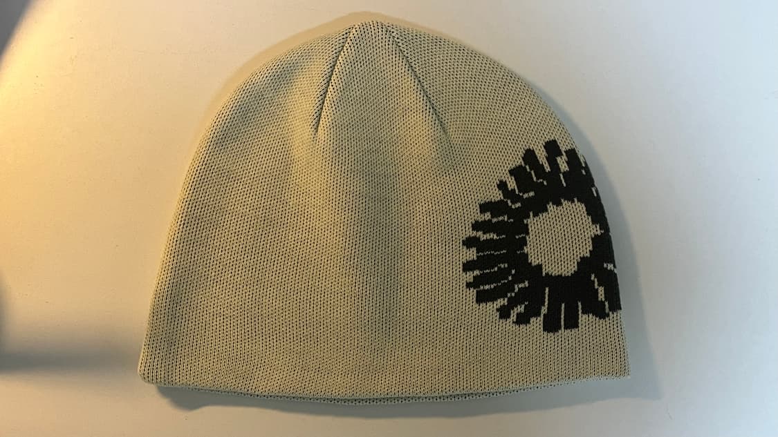 999HUMANITY 로고 심볼 자카드 비니 (아이보리) 상품이미지1