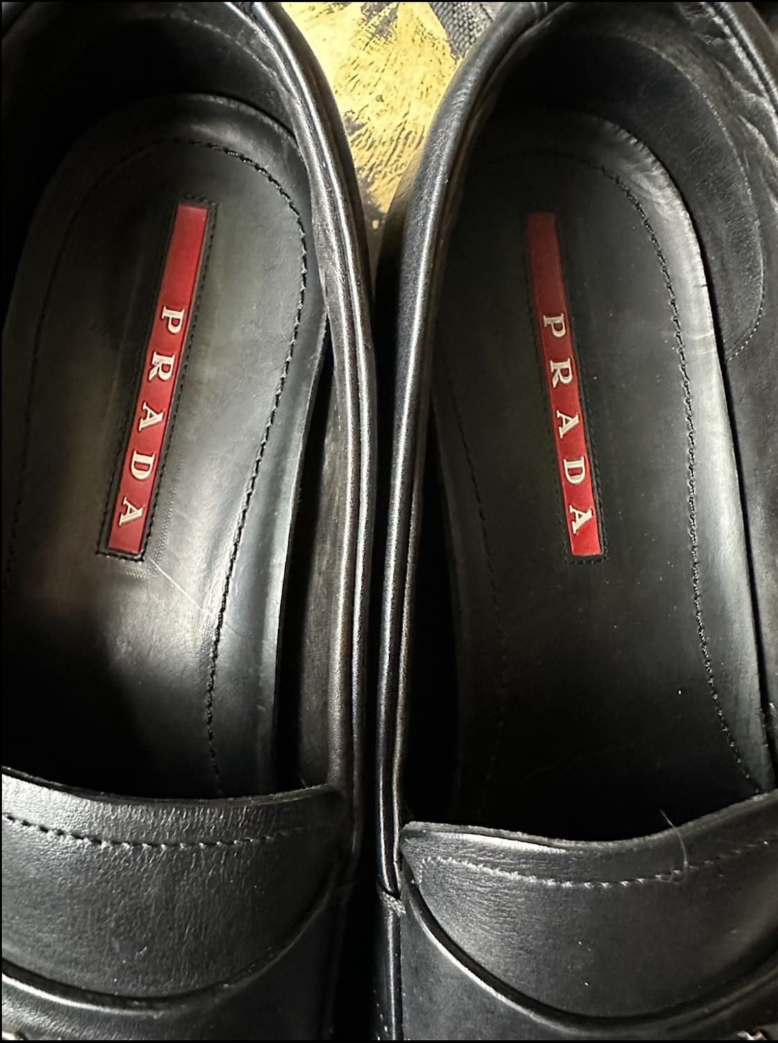 프라다 메탈로고 로퍼 7.5 상품이미지4