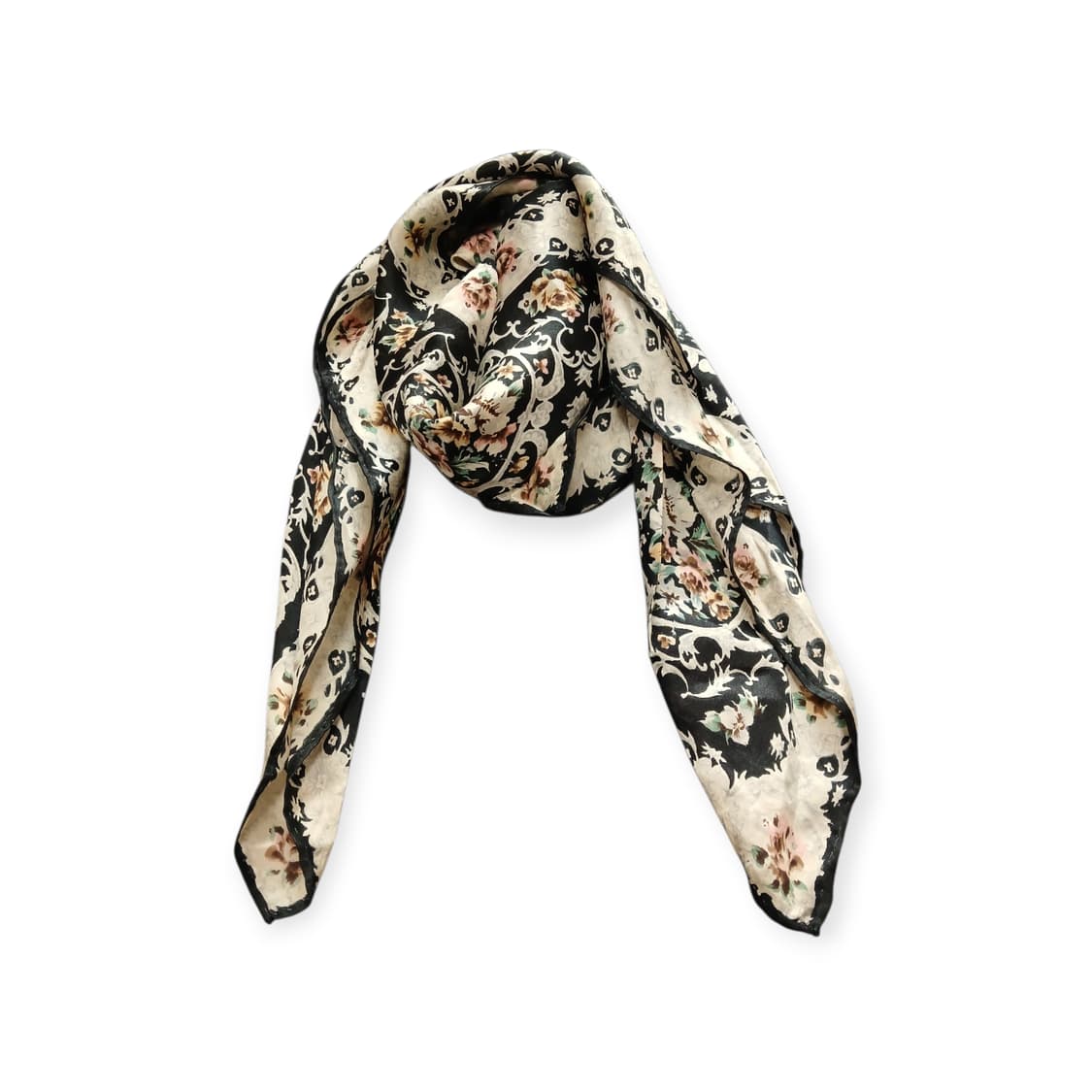 플라워 블랙 실크스카프  상품이미지1
