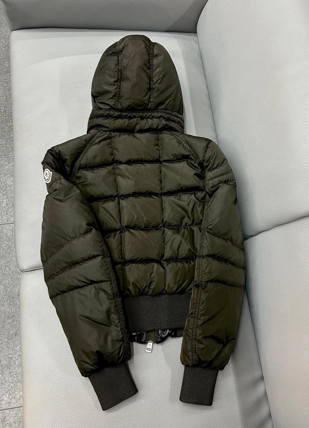 몽클레어 숏패딩(0/44) 상품이미지5