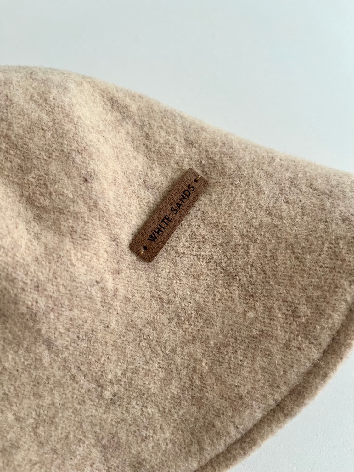 화이트샌즈 울 리버시블 버킷햇 베이지 상품이미지3