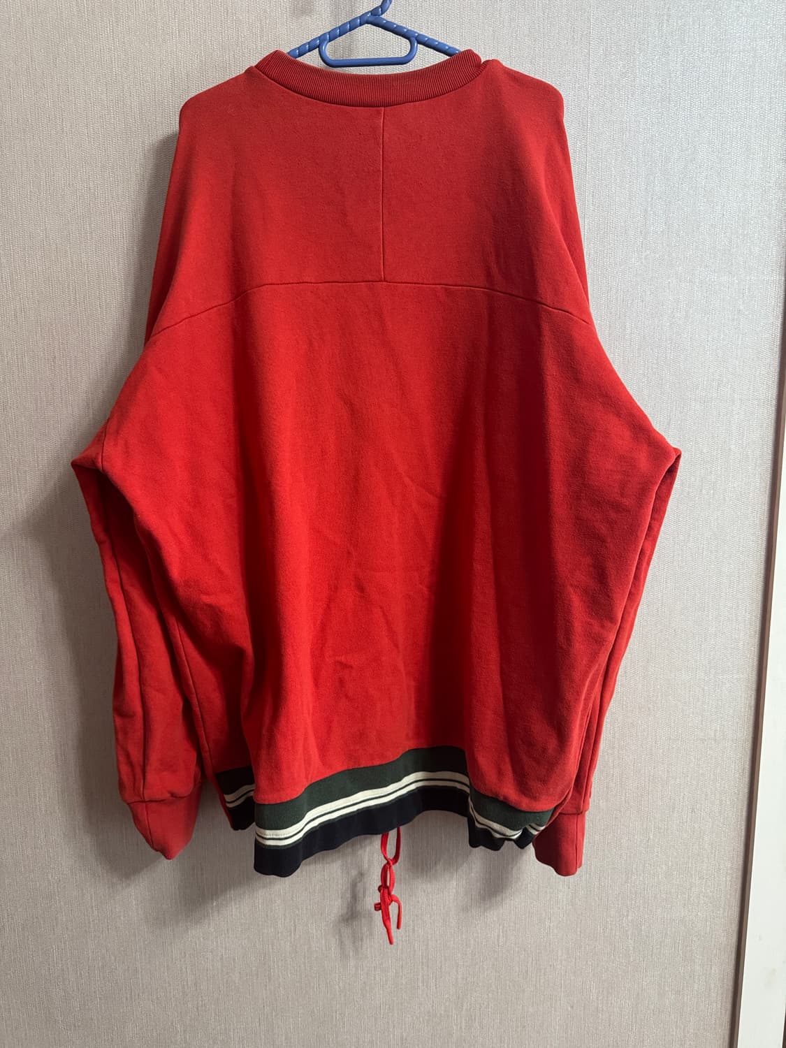 OnitsukaTiger x Andrea Pompilio 오버핏 맨투맨 상품이미지2