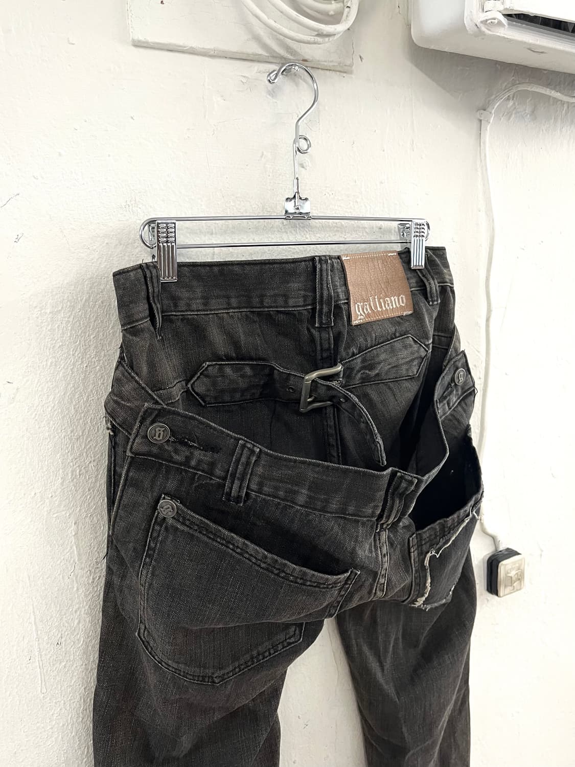 존갈리아노 08FW 아카이브 펑크 데님 팬츠 상품이미지3