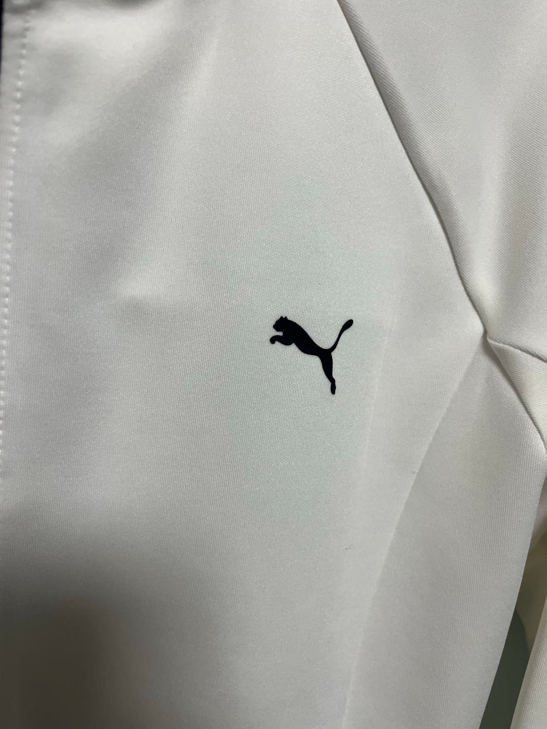 푸마 화이트 후드 집업 상품이미지3