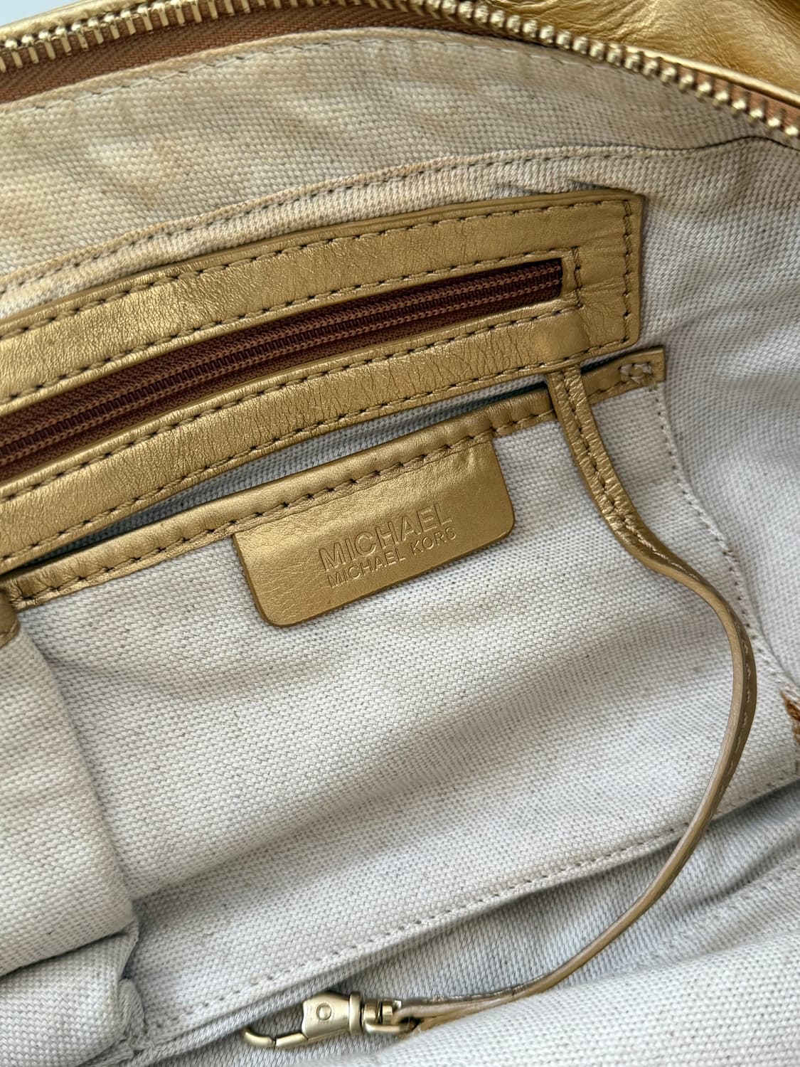 🌟희귀 michael kors gold shoulder 상품이미지8