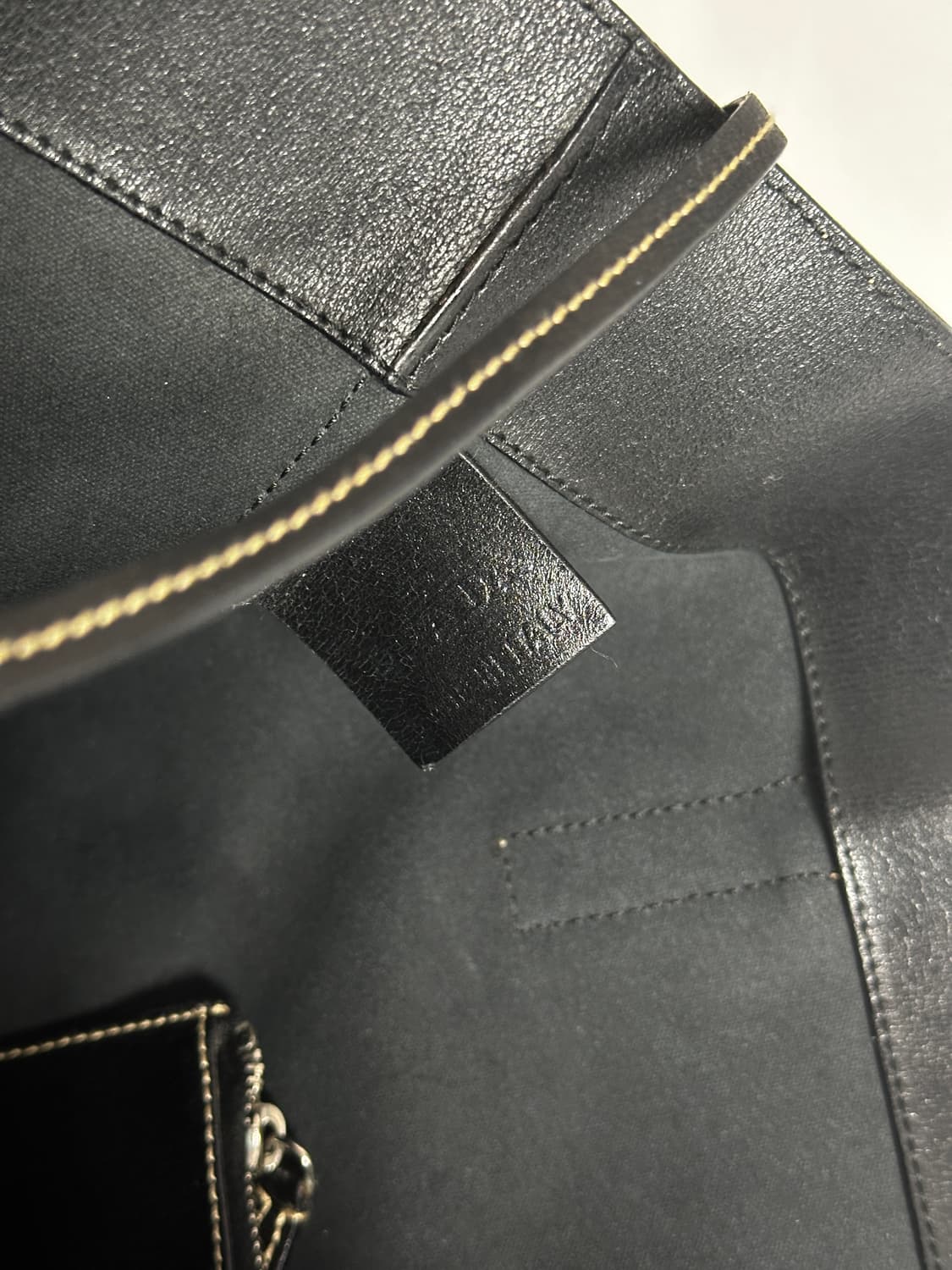 프라다 블랙 레더 토트백 상품이미지6