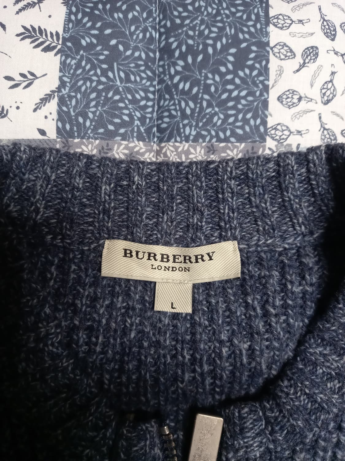 버버리 캐시미어100  니트집업    L 상품이미지2