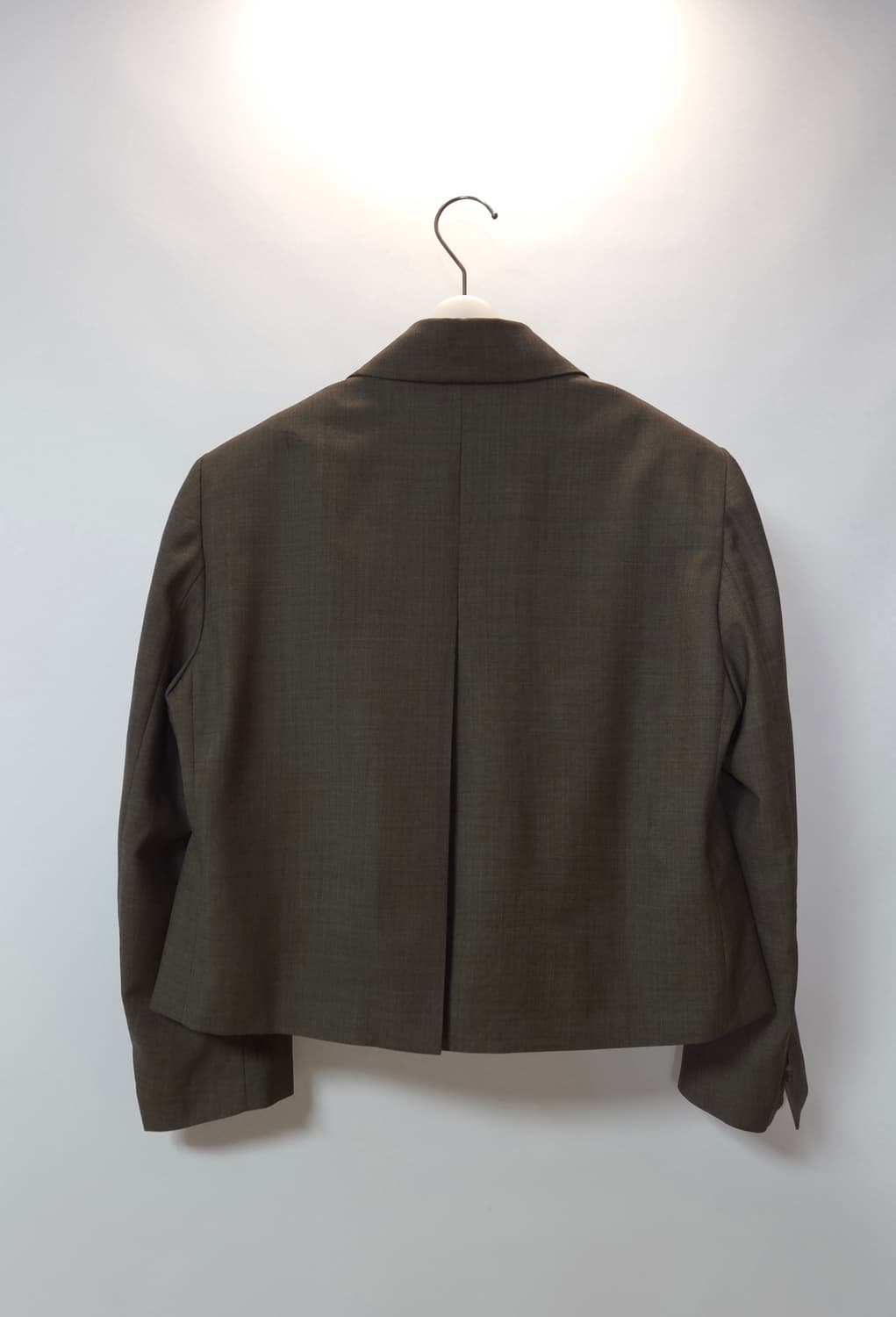 한섬 타임 2022 이태리 톨레뇨 백슬릿 더블 크롭 자켓 F 사이즈 상품이미지6