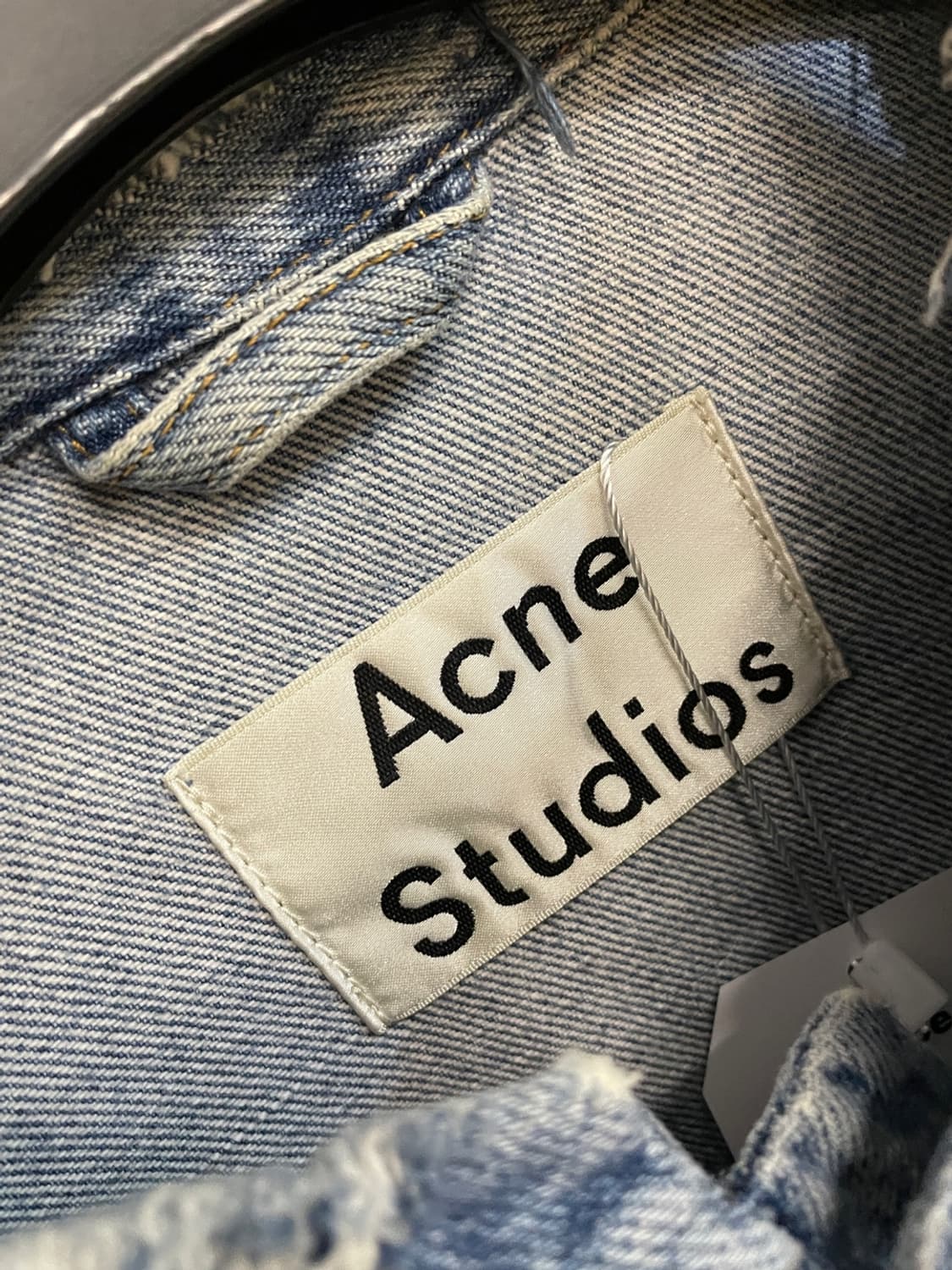 아크네 스튜디오 데님 노카라 트러커 자켓 상품이미지6