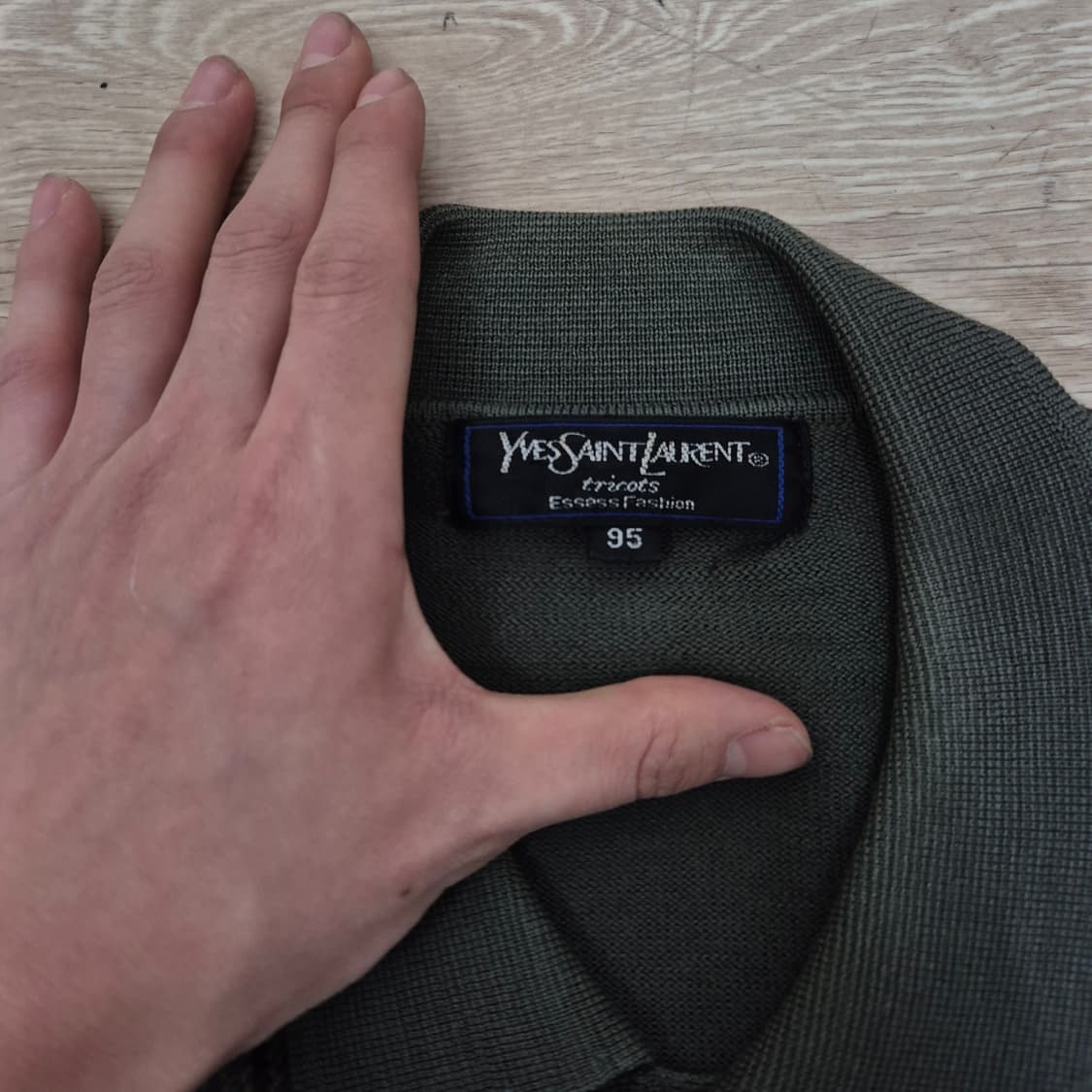 입생로랑 멀티체크 카라 니트 M(95) 상품이미지5